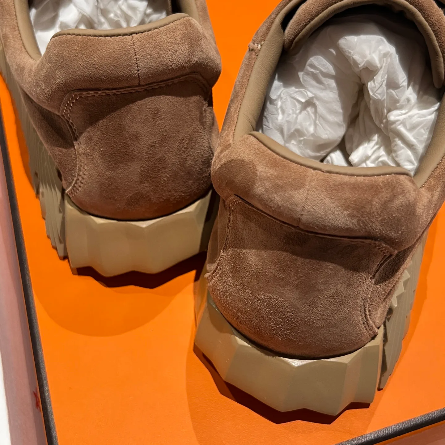 Кроссовки Женские Hermes 18080329