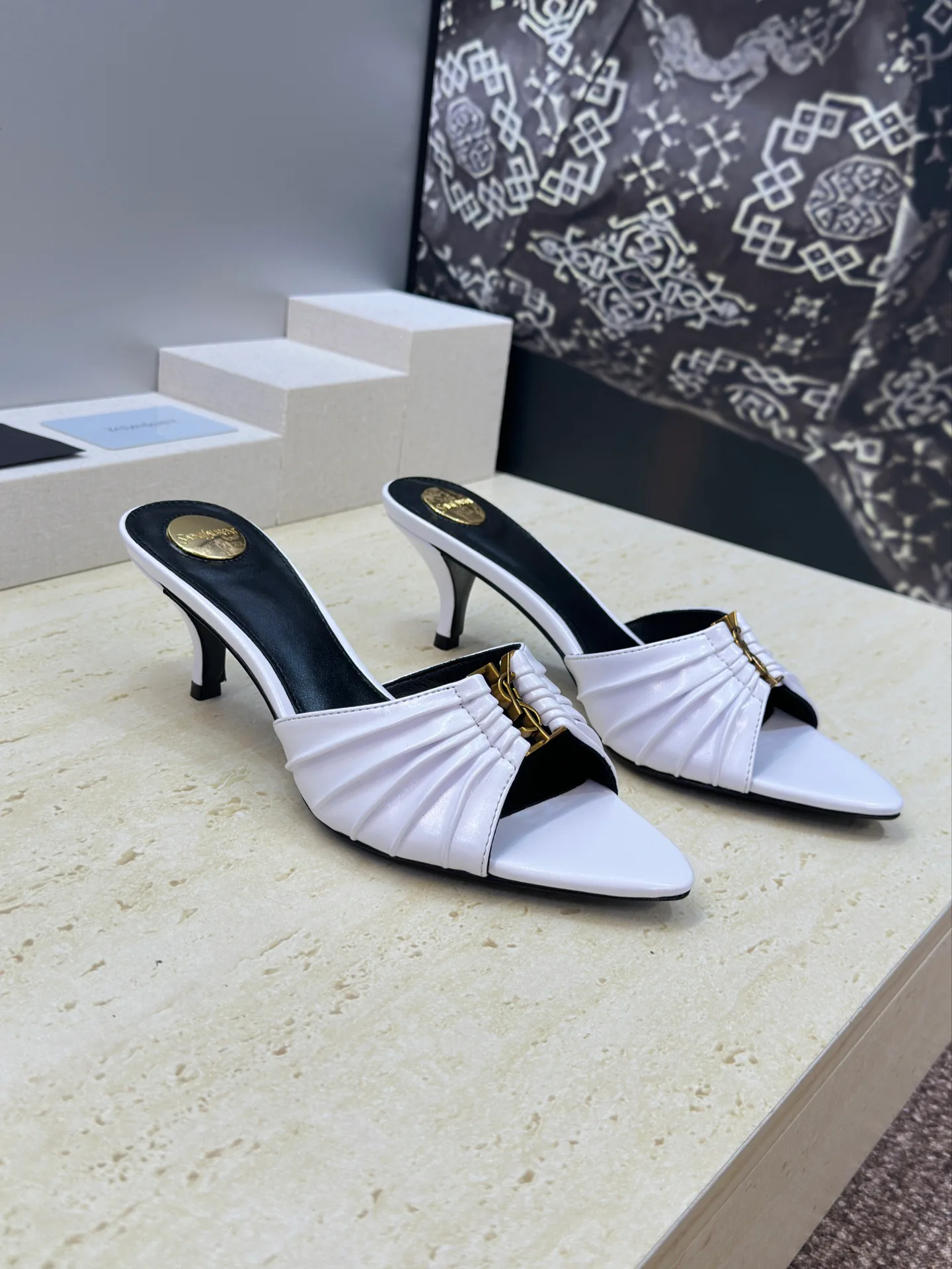 Босоножки Женские Saint Laurent 14978491