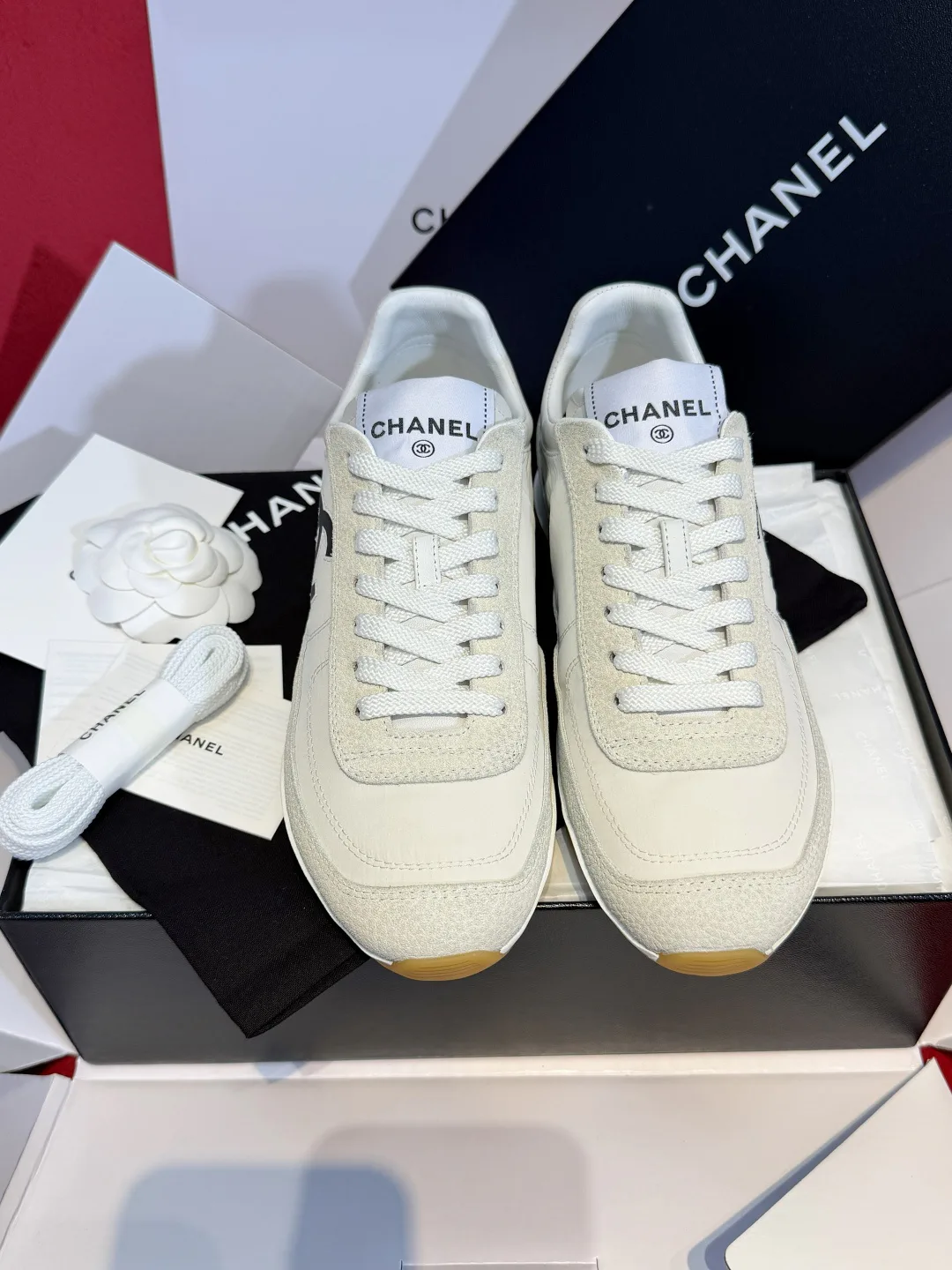 Кроссовки Женские Chanel 13330351