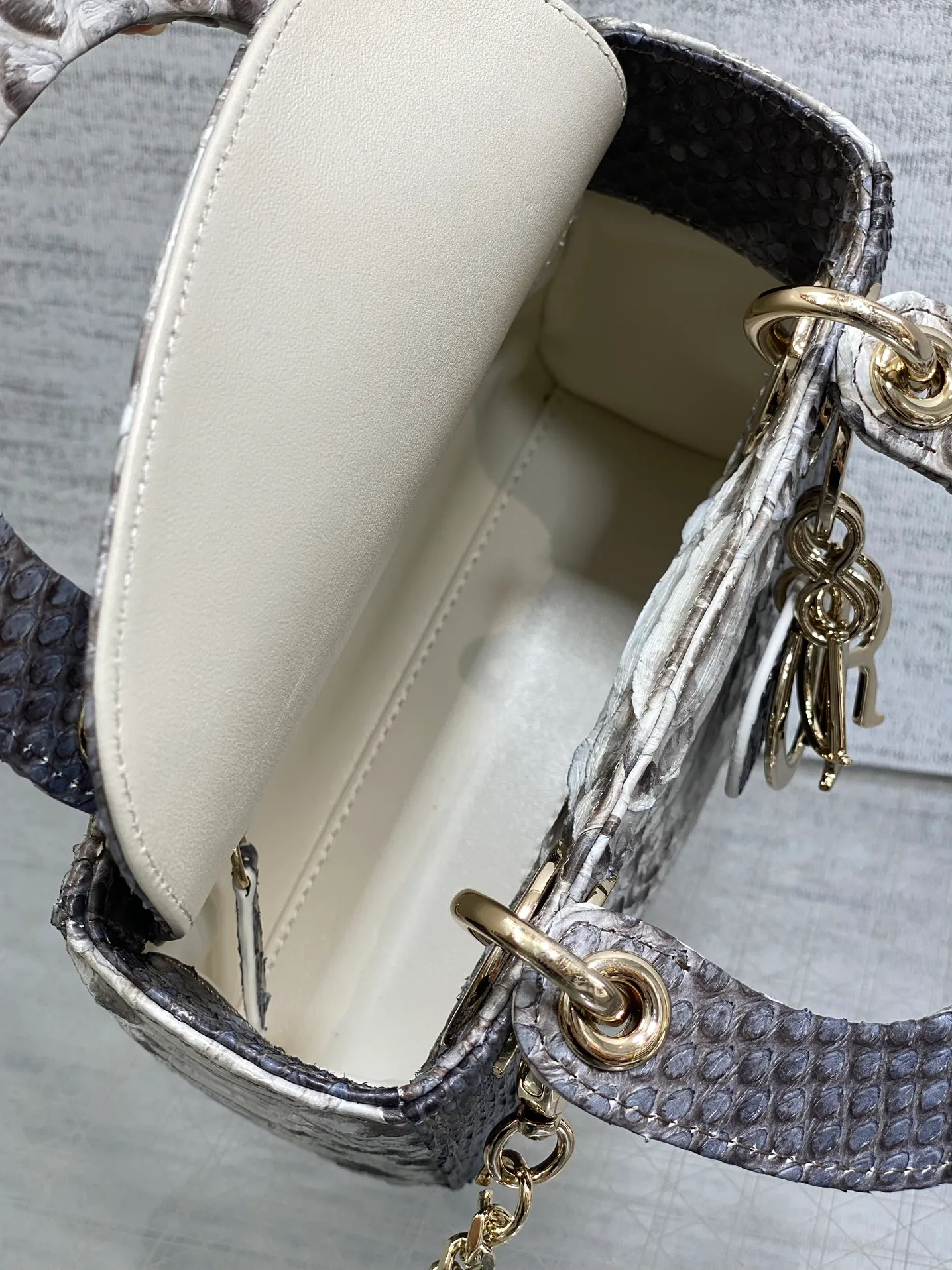Классические Сумки Женские Christian Dior 11581728