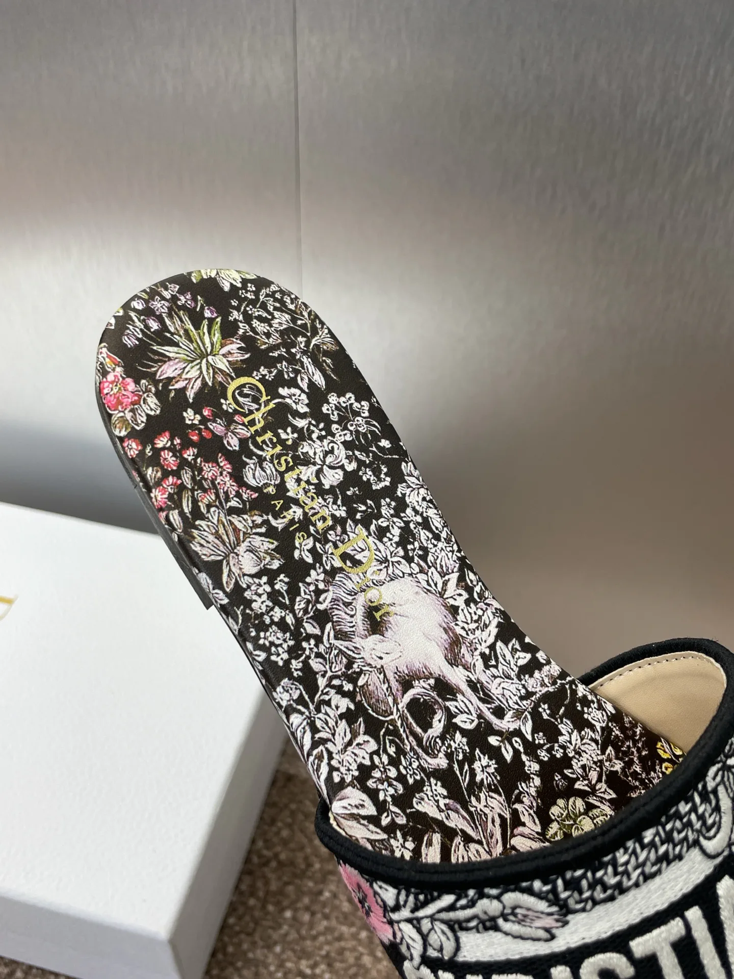 Шлепанцы Женские Christian Dior 20677