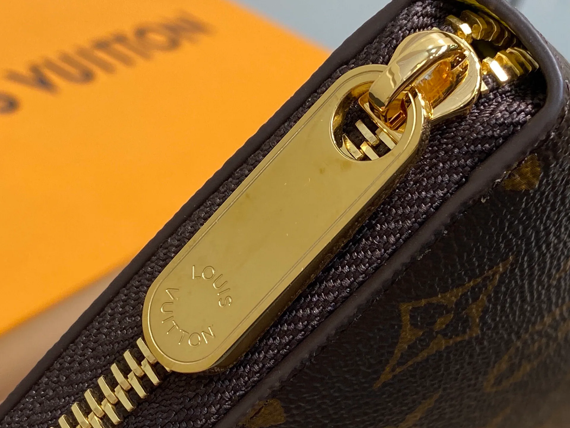 Классические Сумки Женские Louis Vuitton 12173474