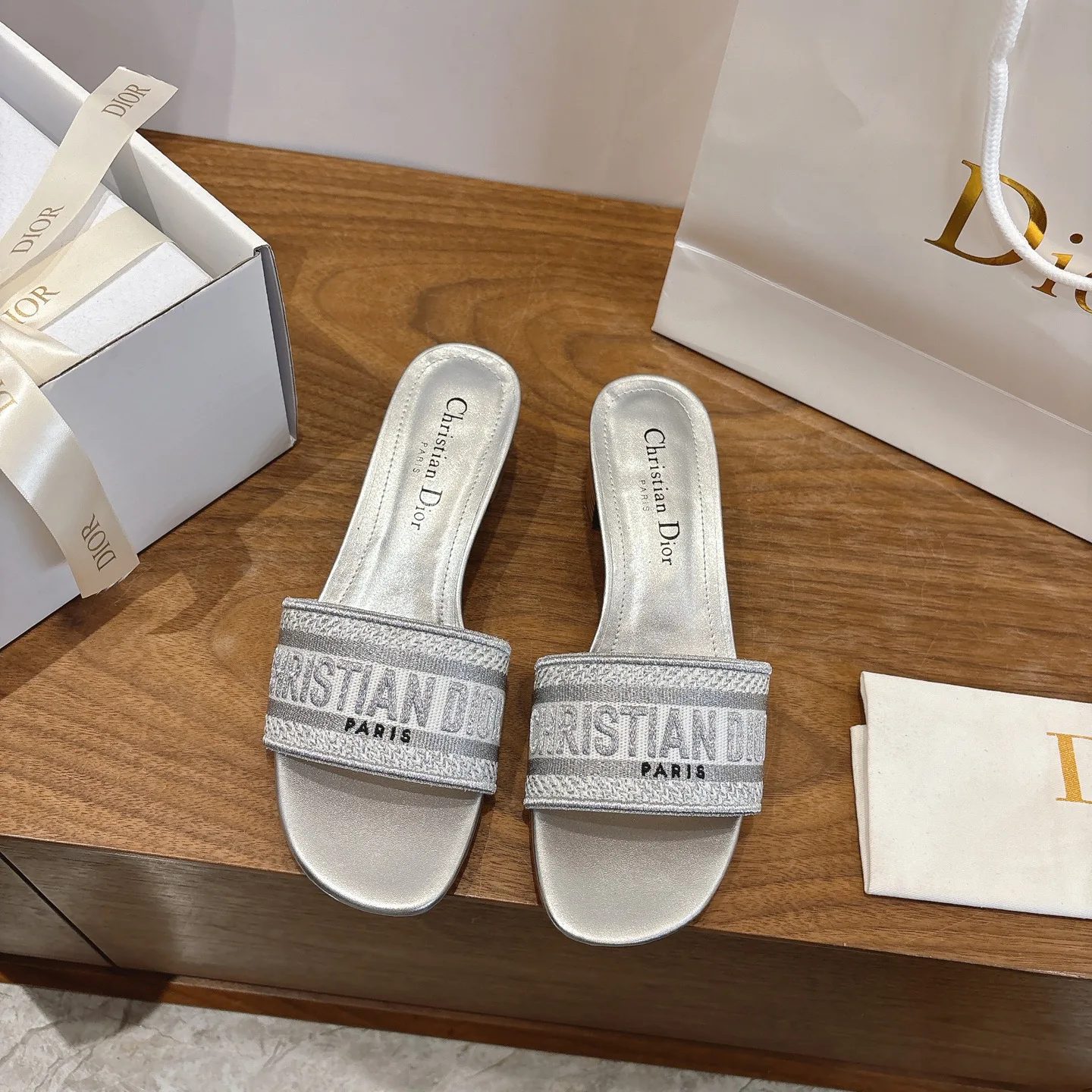 Босоножки Женские Christian Dior 1137289