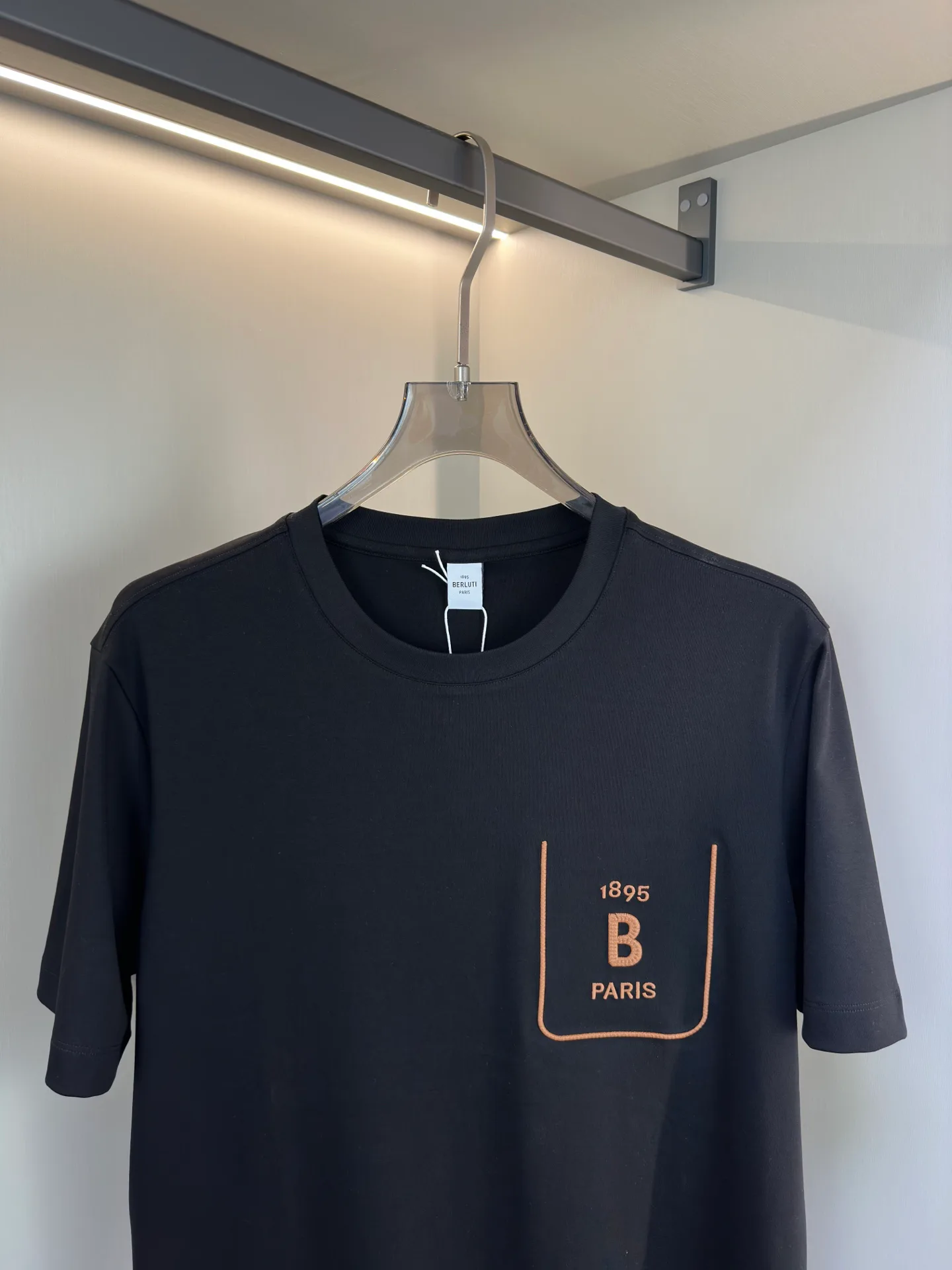 Футболки Женские Berluti 1884876