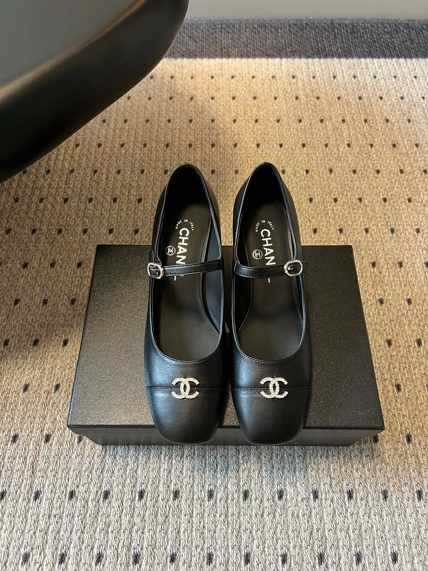 Туфли Женские Chanel 12311606