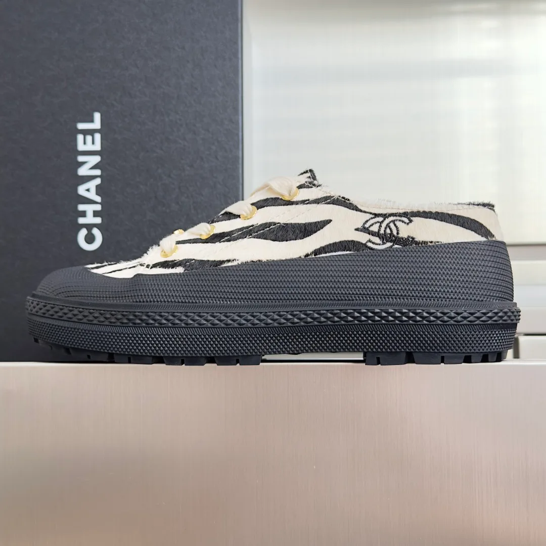 Кроссовки Женские Chanel 18092992