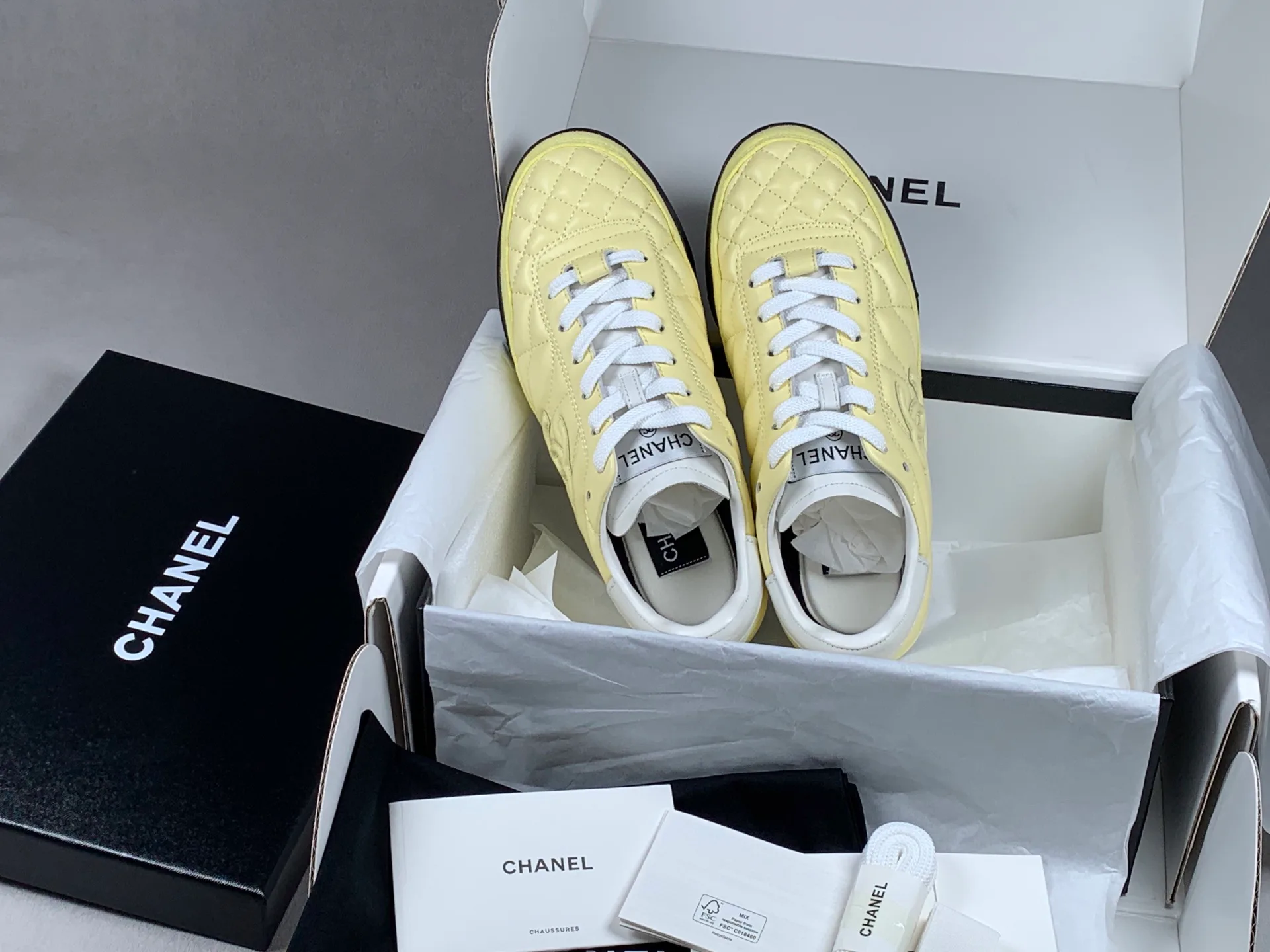 Кроссовки Женские Chanel 2612115