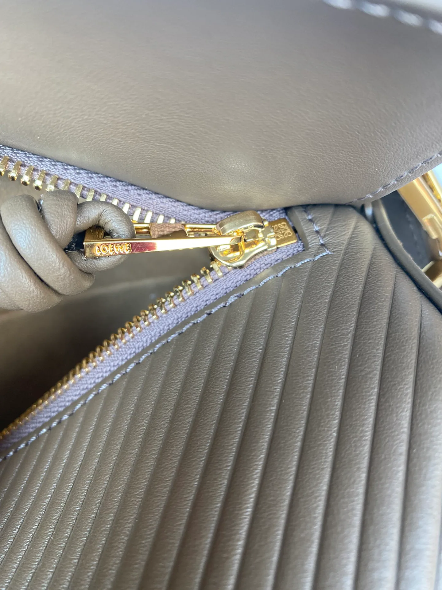 Классические Сумки Женские Loewe 819874