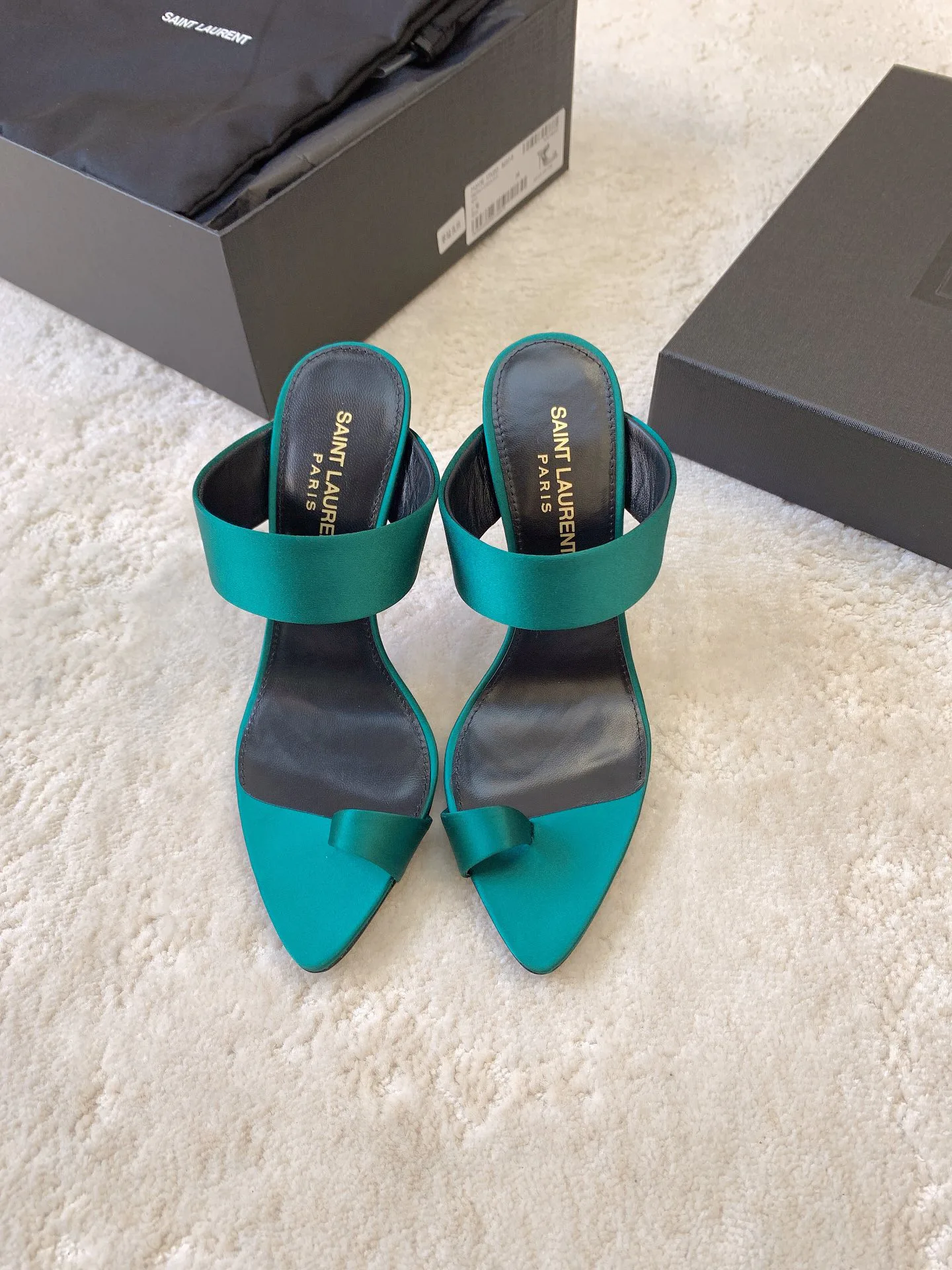 Босоножки Женские Saint Laurent 17184610