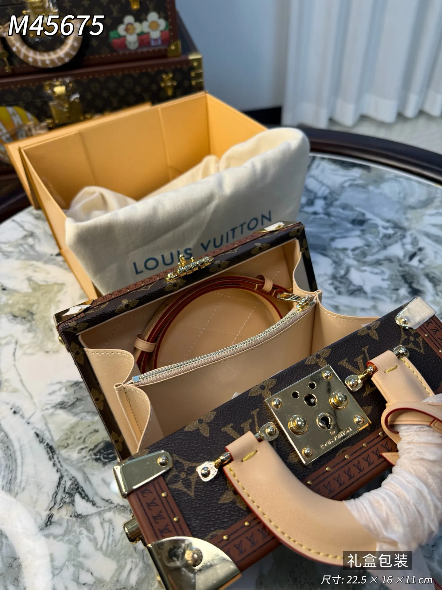 Классические Сумки Женские Louis Vuitton 11568233