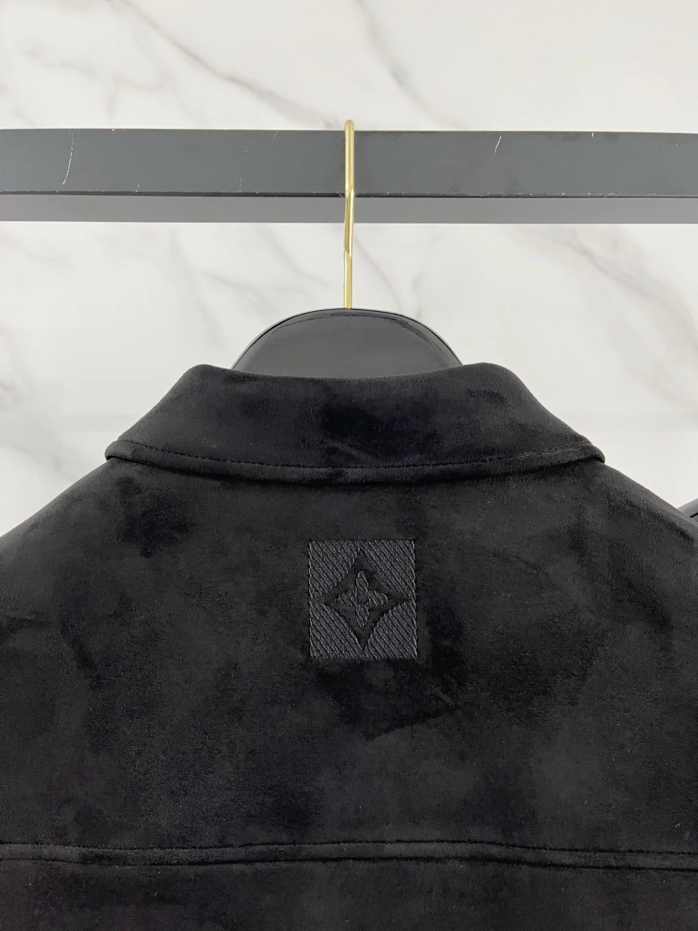 Куртки И Пуховики Женские Louis Vuitton 1624266