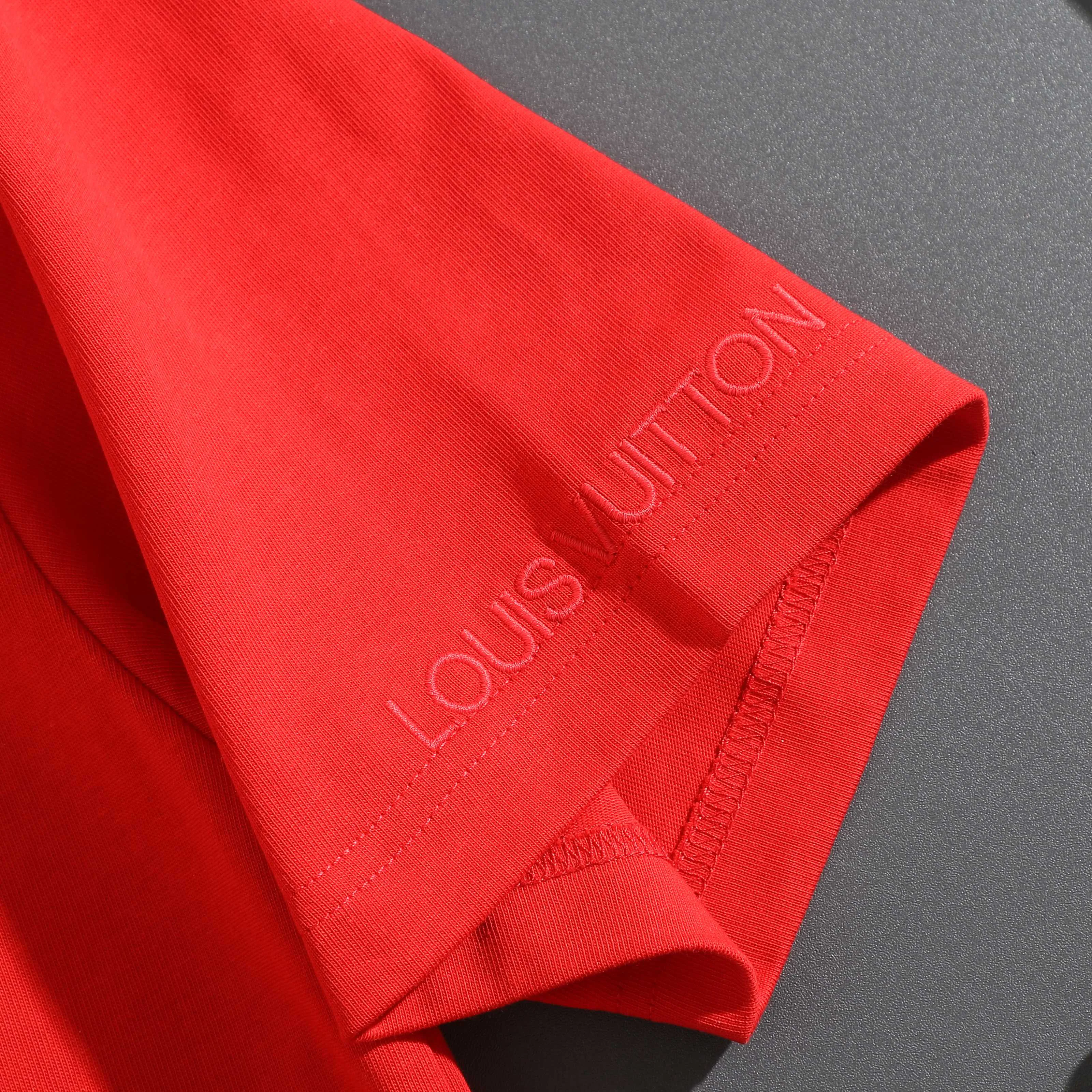Футболки Женские Louis Vuitton 10542454