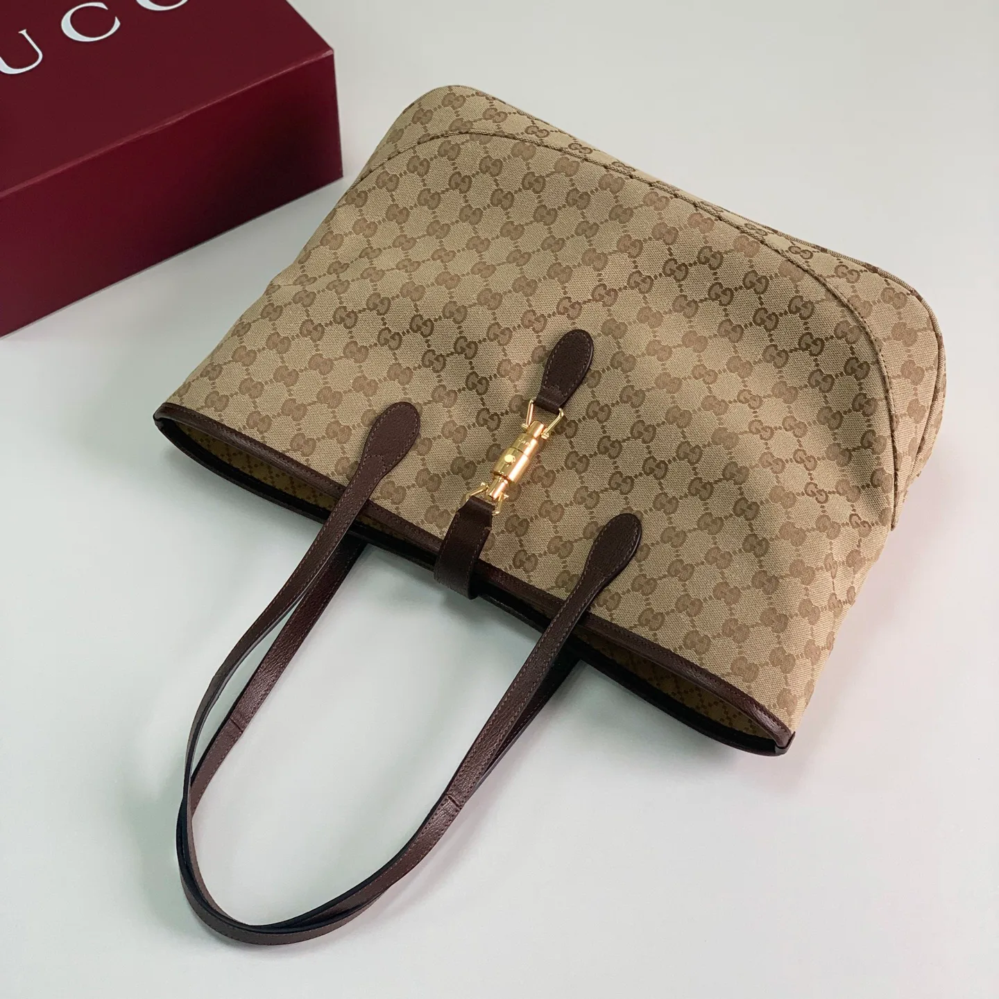 Классические Сумки Женские Gucci 11883273