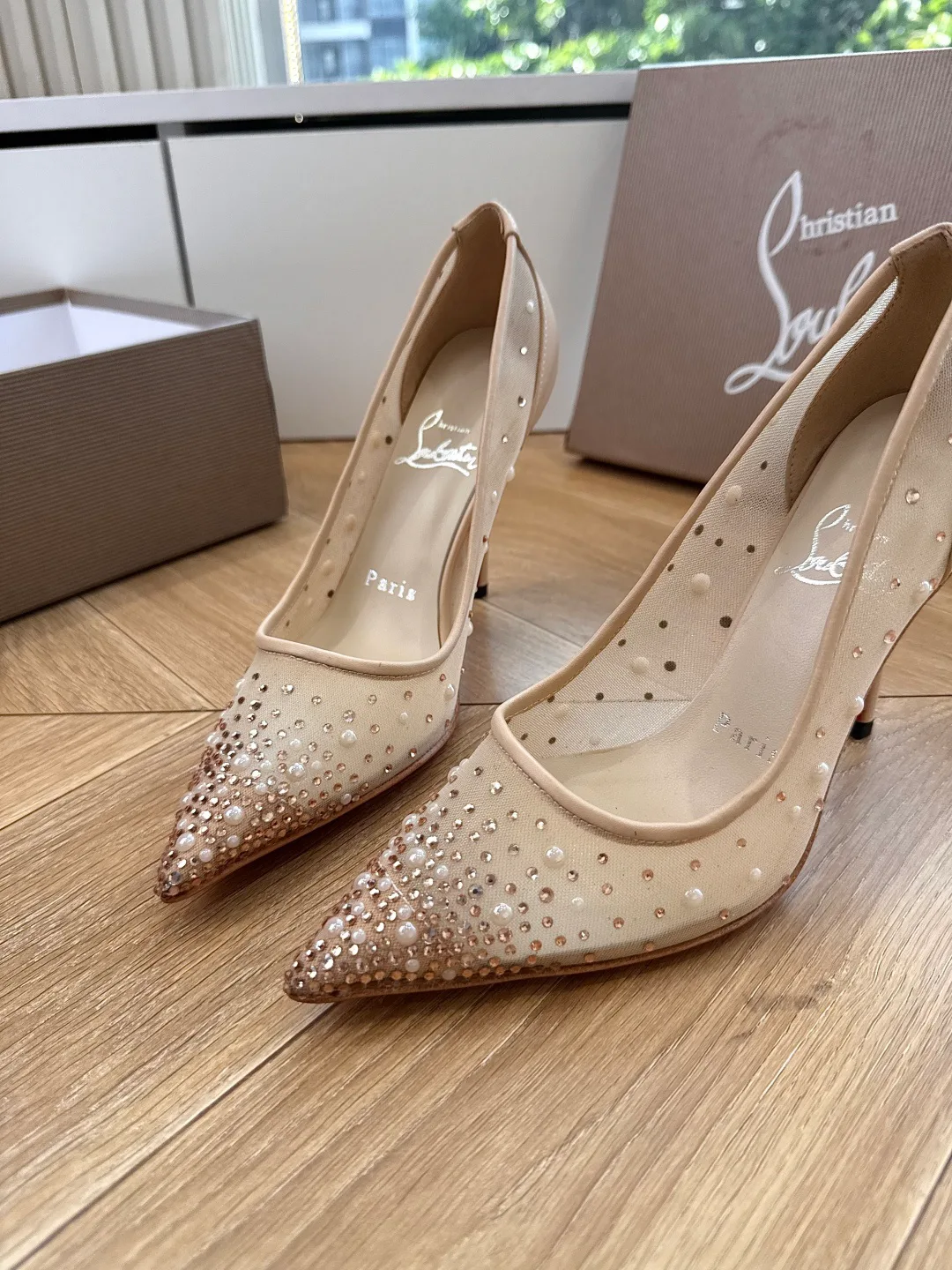 Туфли Женские Christian Louboutin 17480780