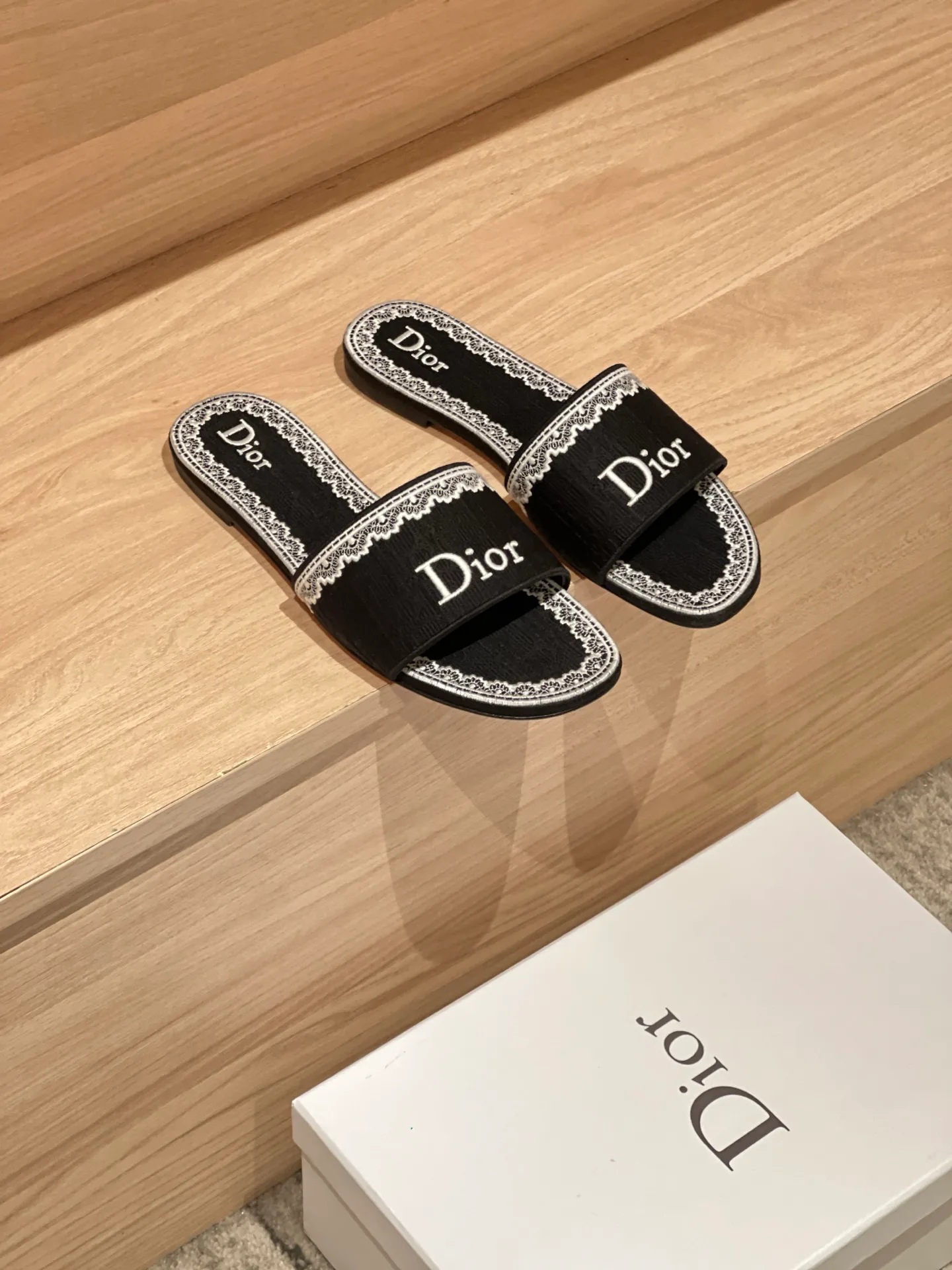 Шлепанцы Женские Christian Dior 13556779
