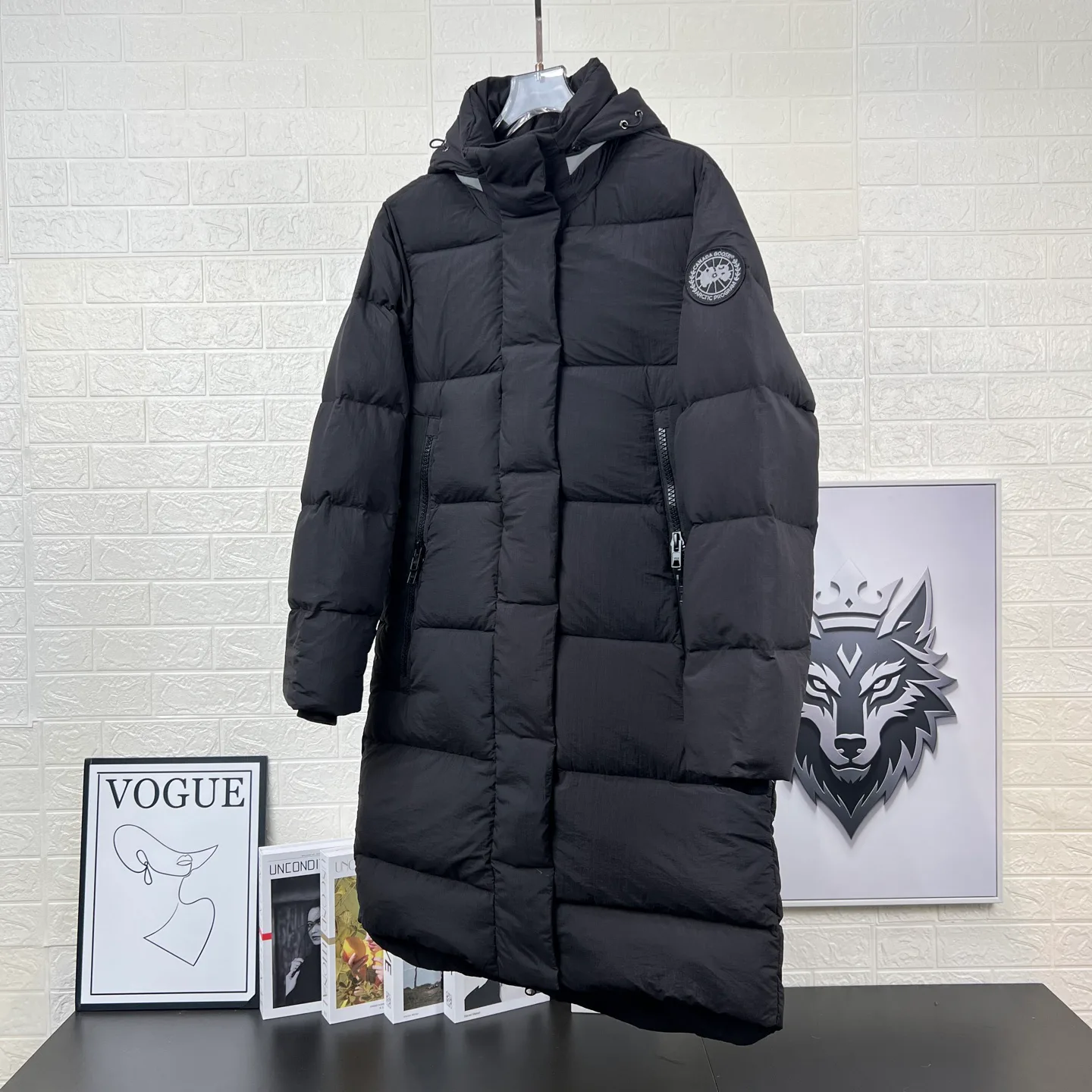 Куртки И Пуховики Женские Canada Goose 18845608