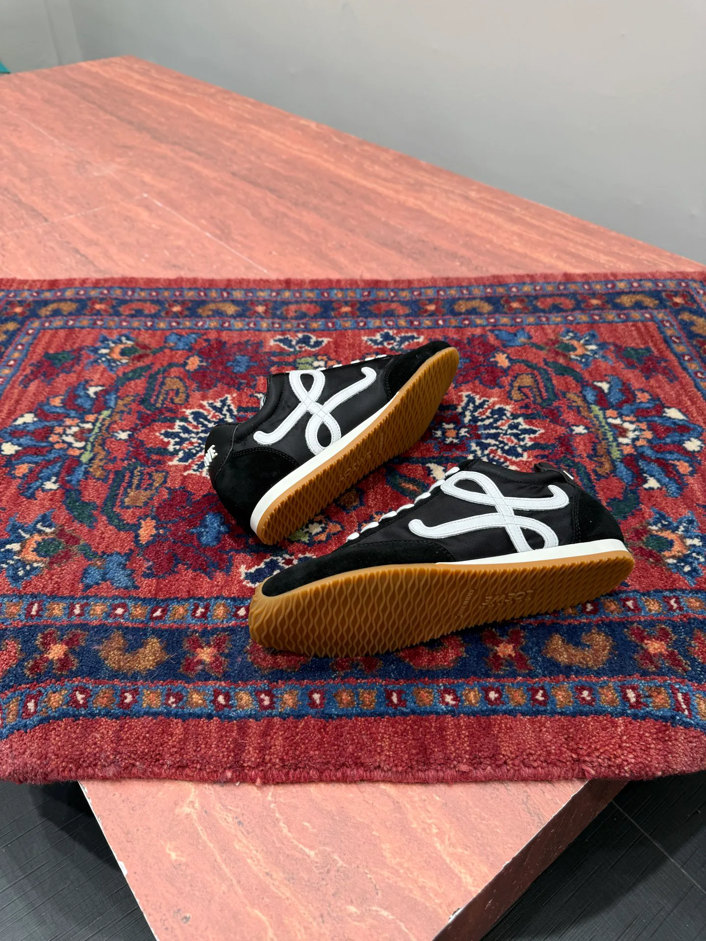 Кроссовки Женские Loewe 11250682