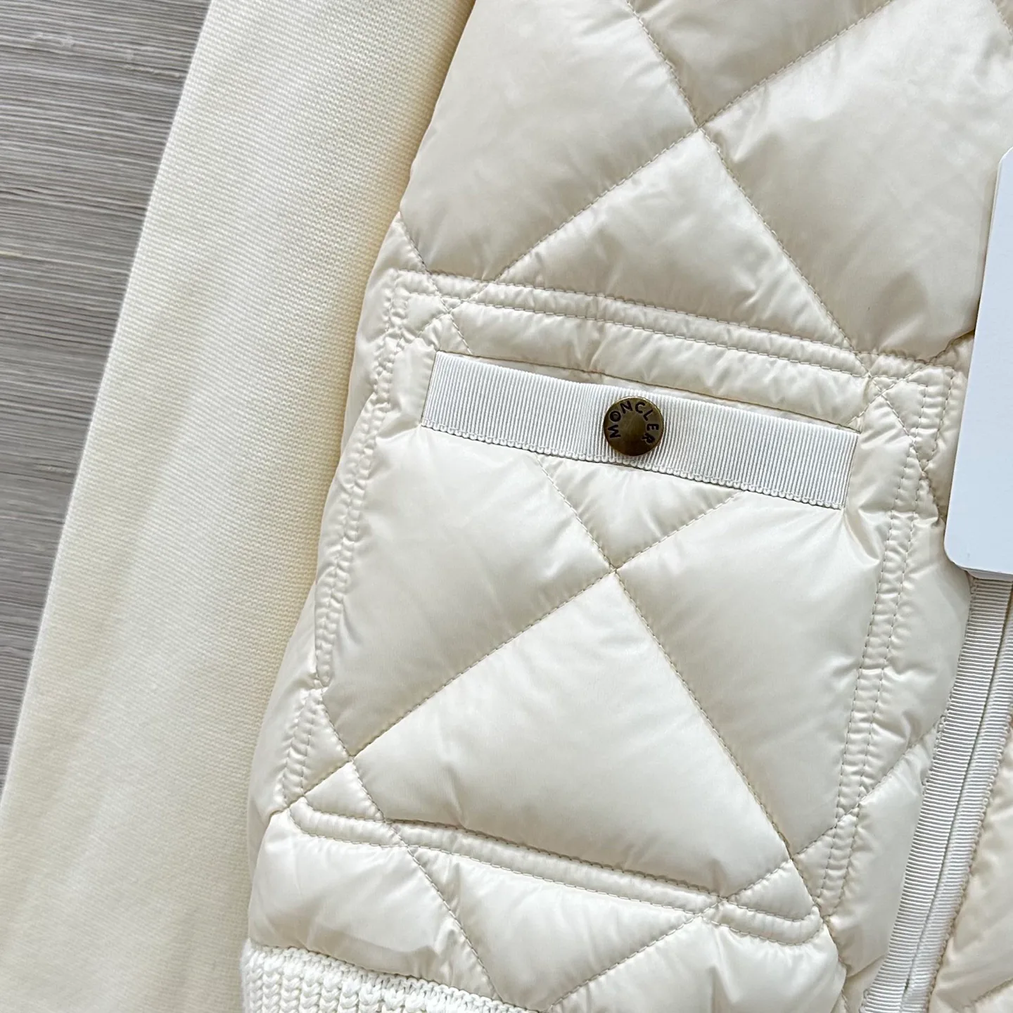 Куртки И Пуховики Женские Moncler 19131422