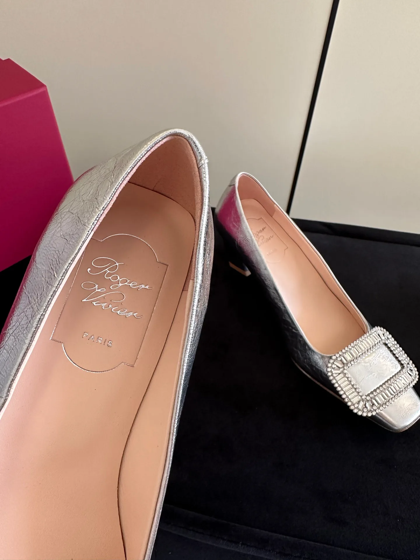 Туфли Женские Roger Vivier 17624503