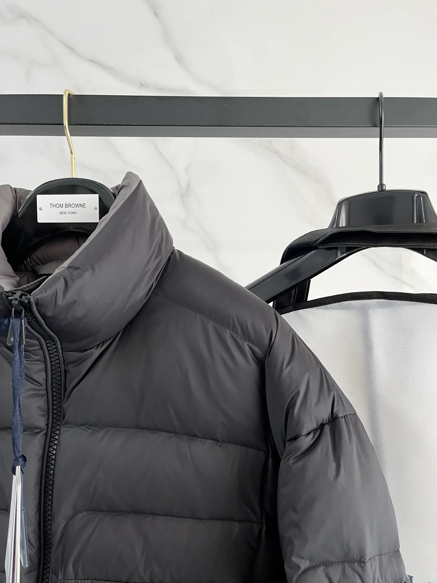 Куртки И Пуховики Мужские Moncler 283235