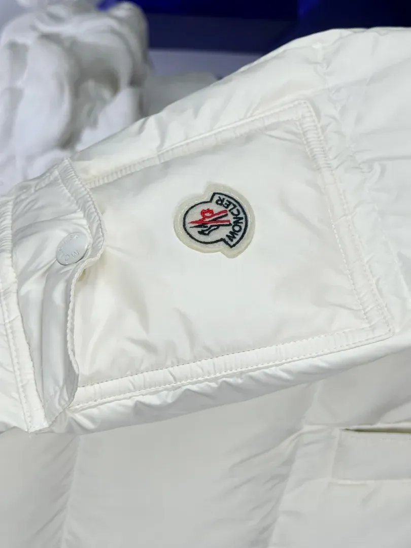 Куртки И Пуховики Женские Moncler 3153946