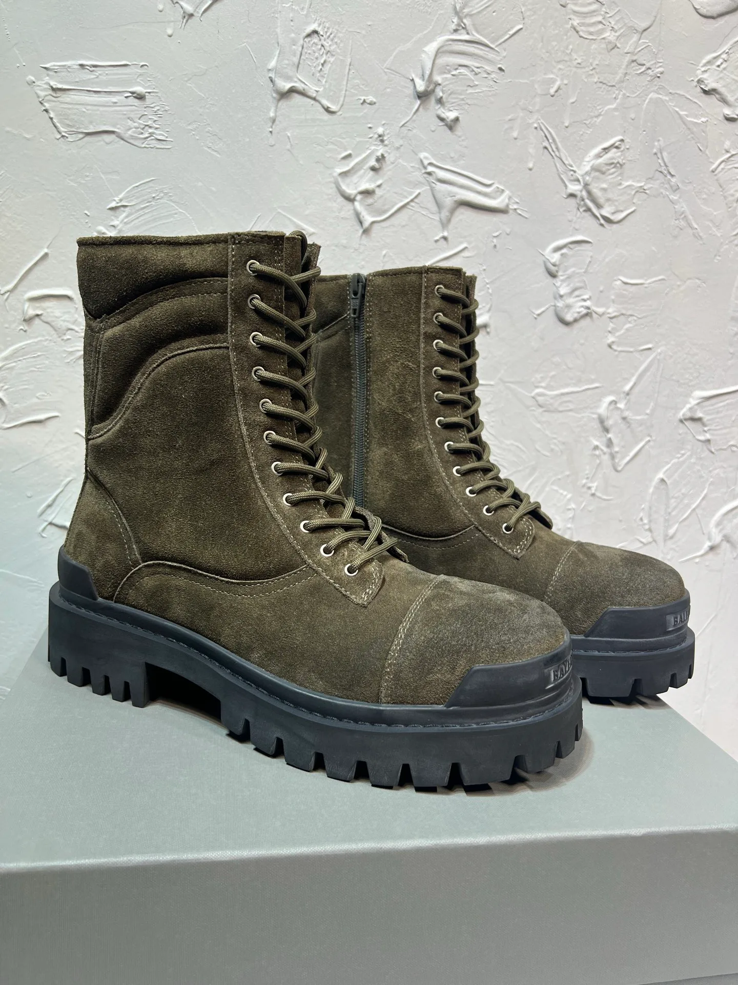 Ботинки Мужские Balenciaga 17962237