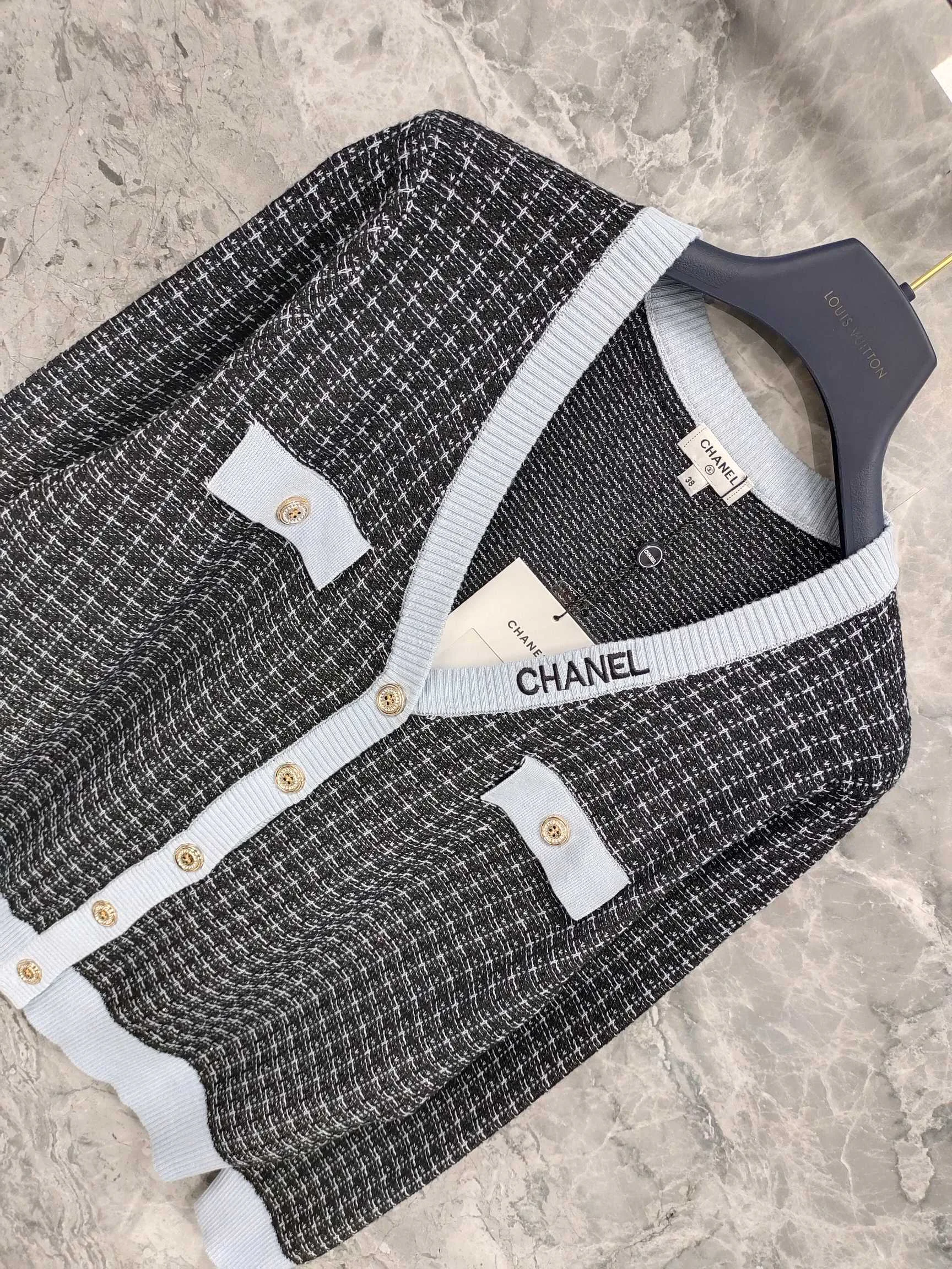 Джемперы И Свитеры Женские Chanel 17954280