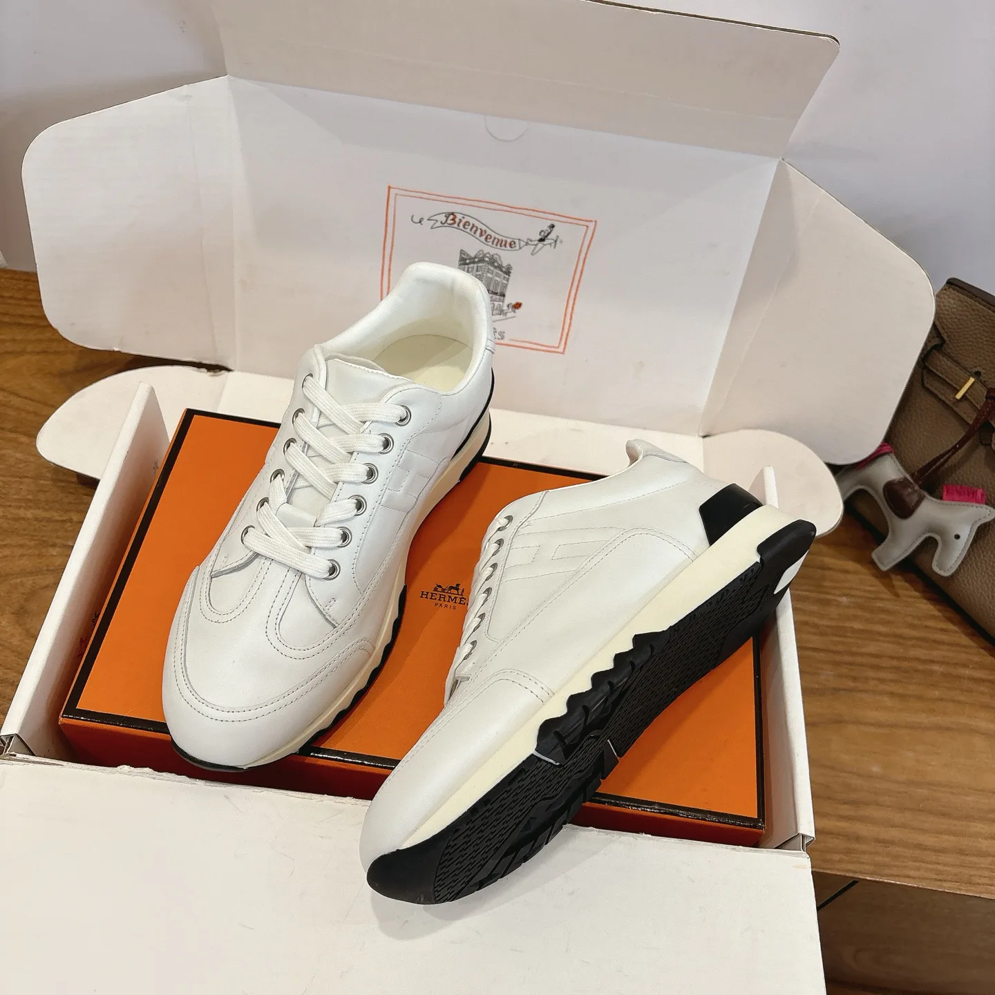 Кроссовки Женские Hermes 1886251