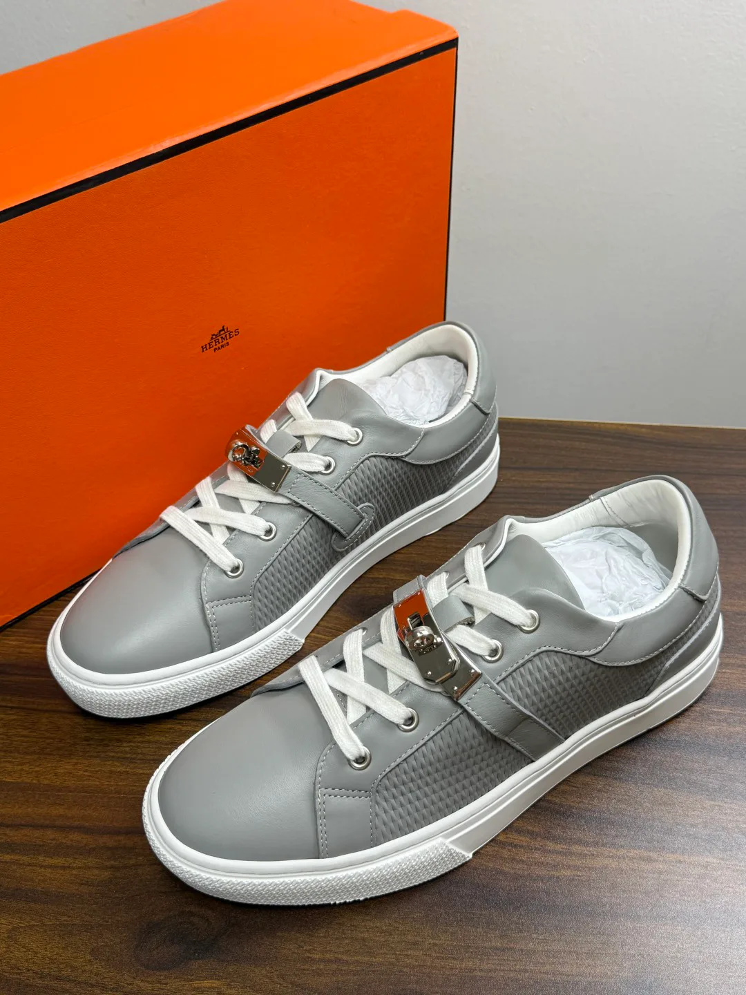 Кроссовки Мужские Hermes 19623471