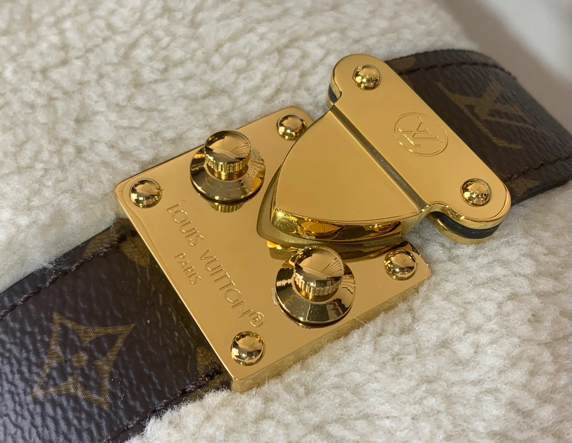 Клатчи Женские Louis Vuitton 290466