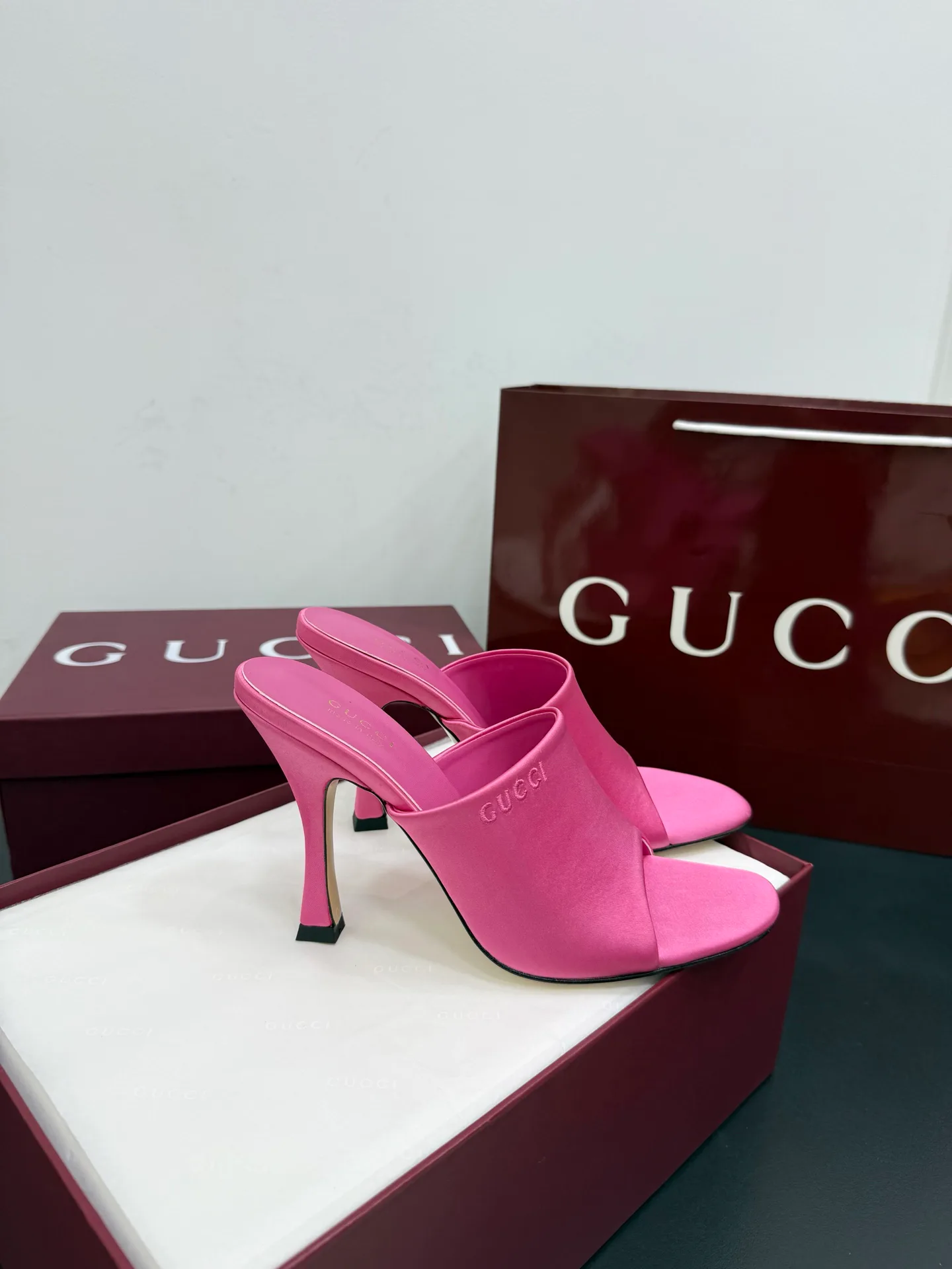 Босоножки Женские Gucci 457937