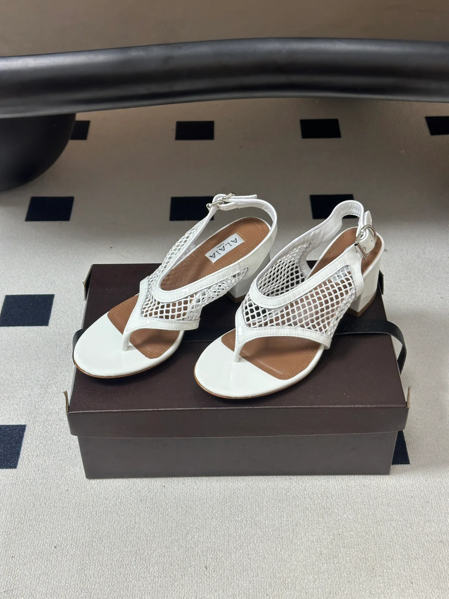 Босоножки Женские Alaia 17338424
