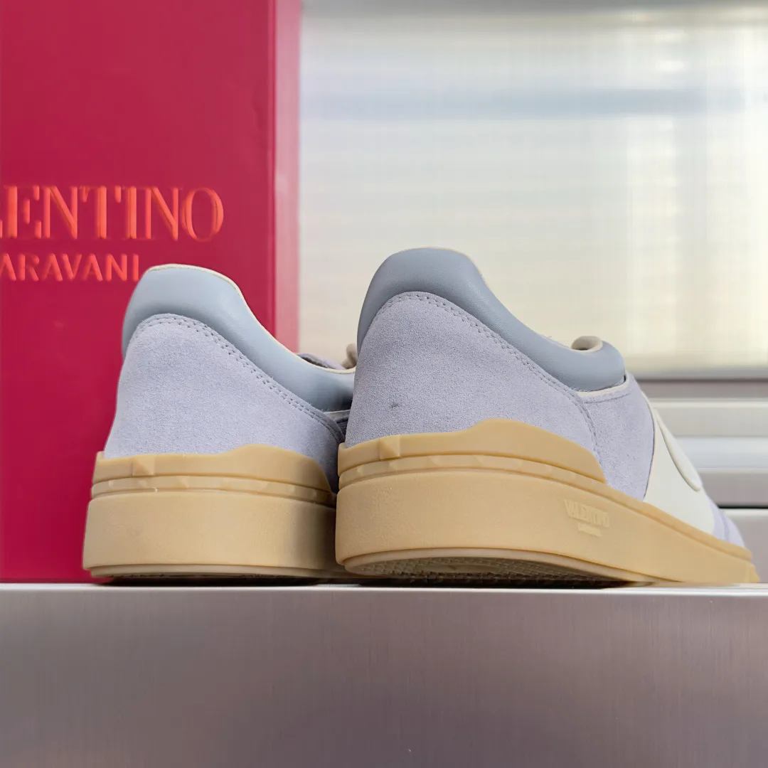 Кроссовки Женские Valentino 19175896