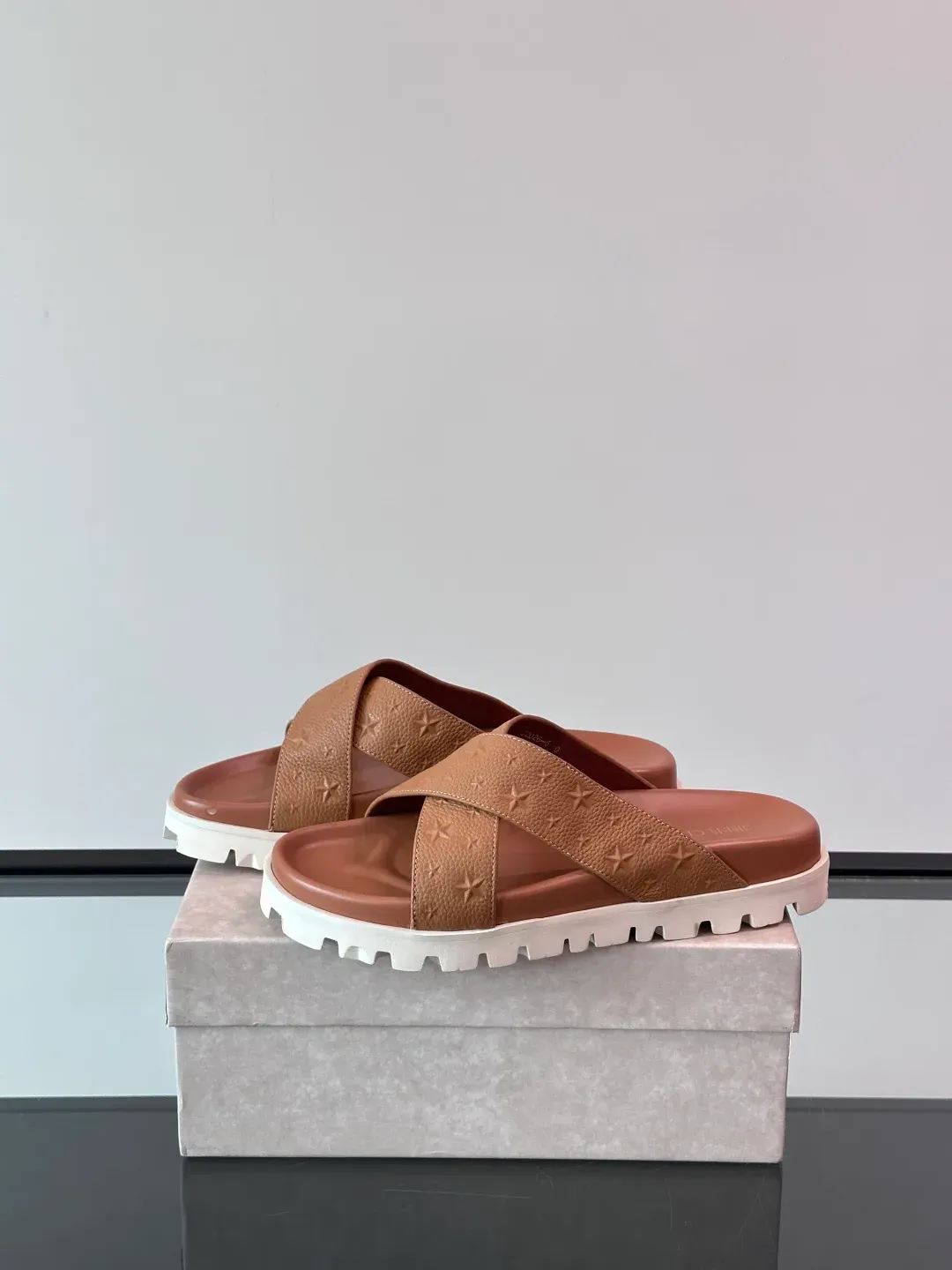 Шлепанцы Мужские Jimmy Choo 36313