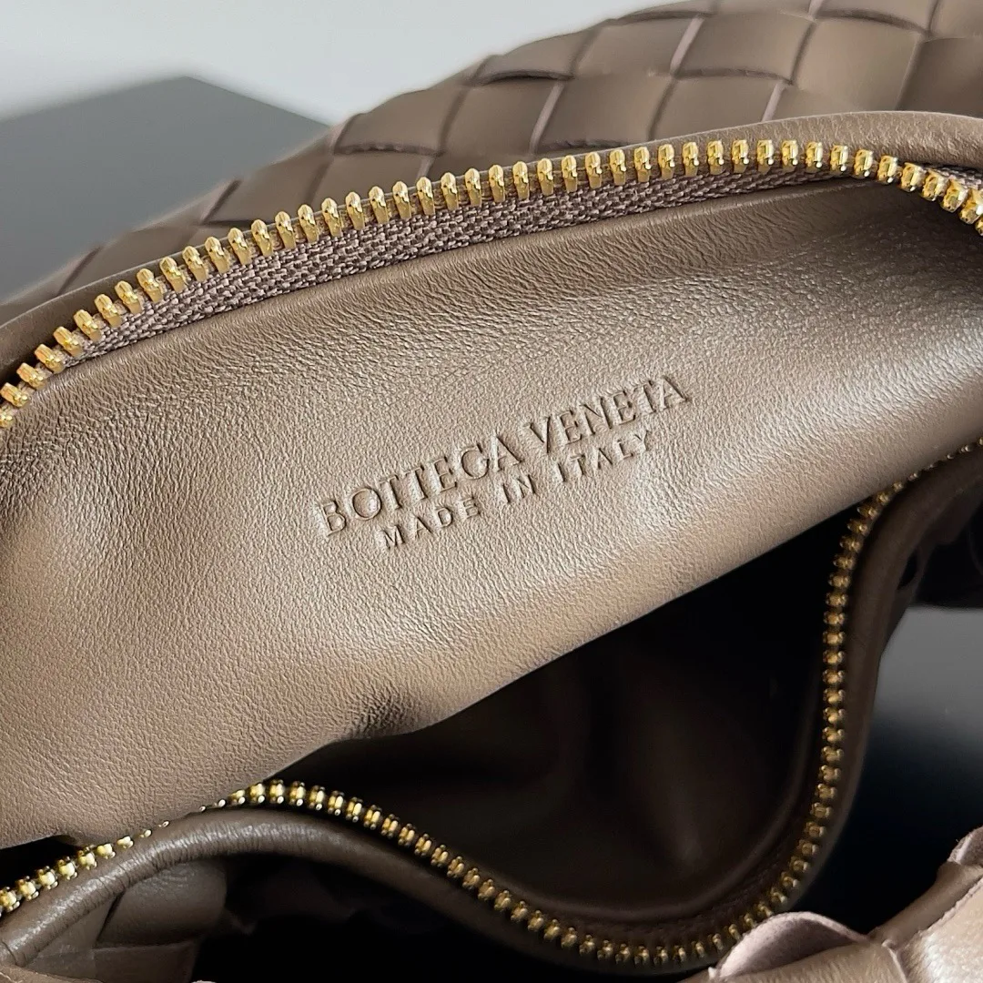 Классические Сумки Женские Bottega Veneta 17489387