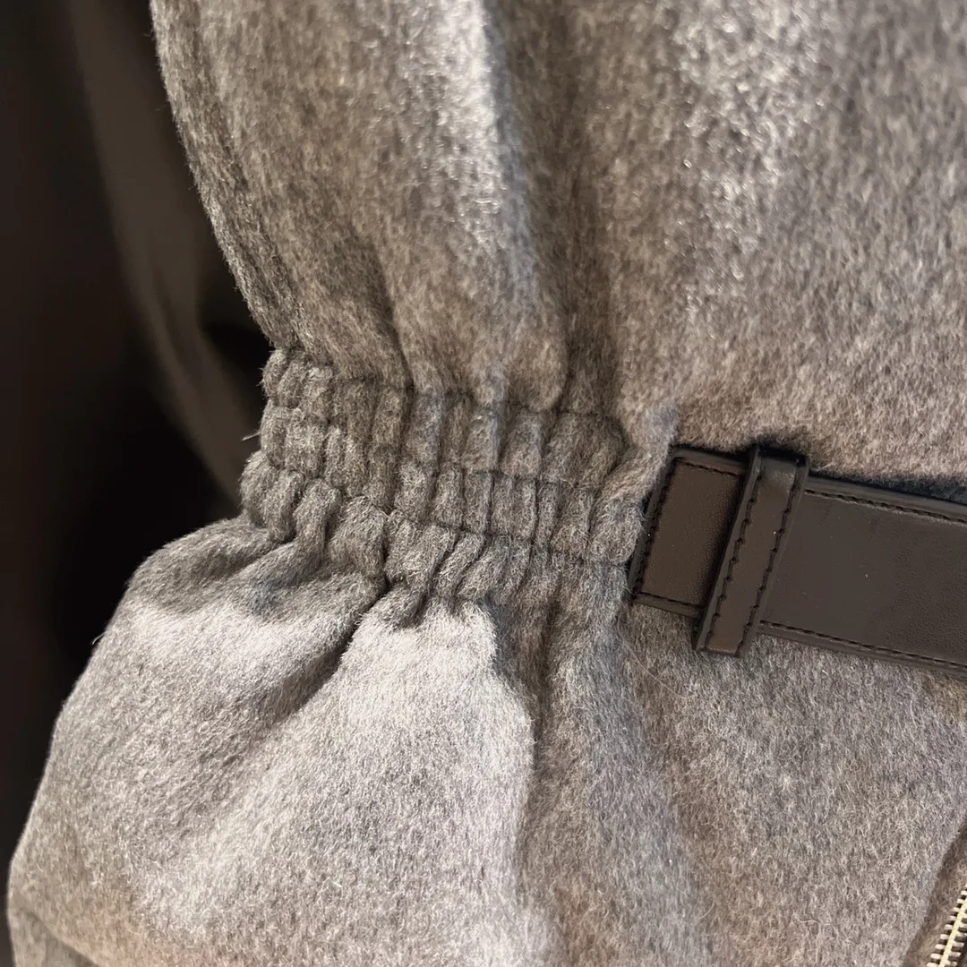 Жилеты Женские Prada 18722890