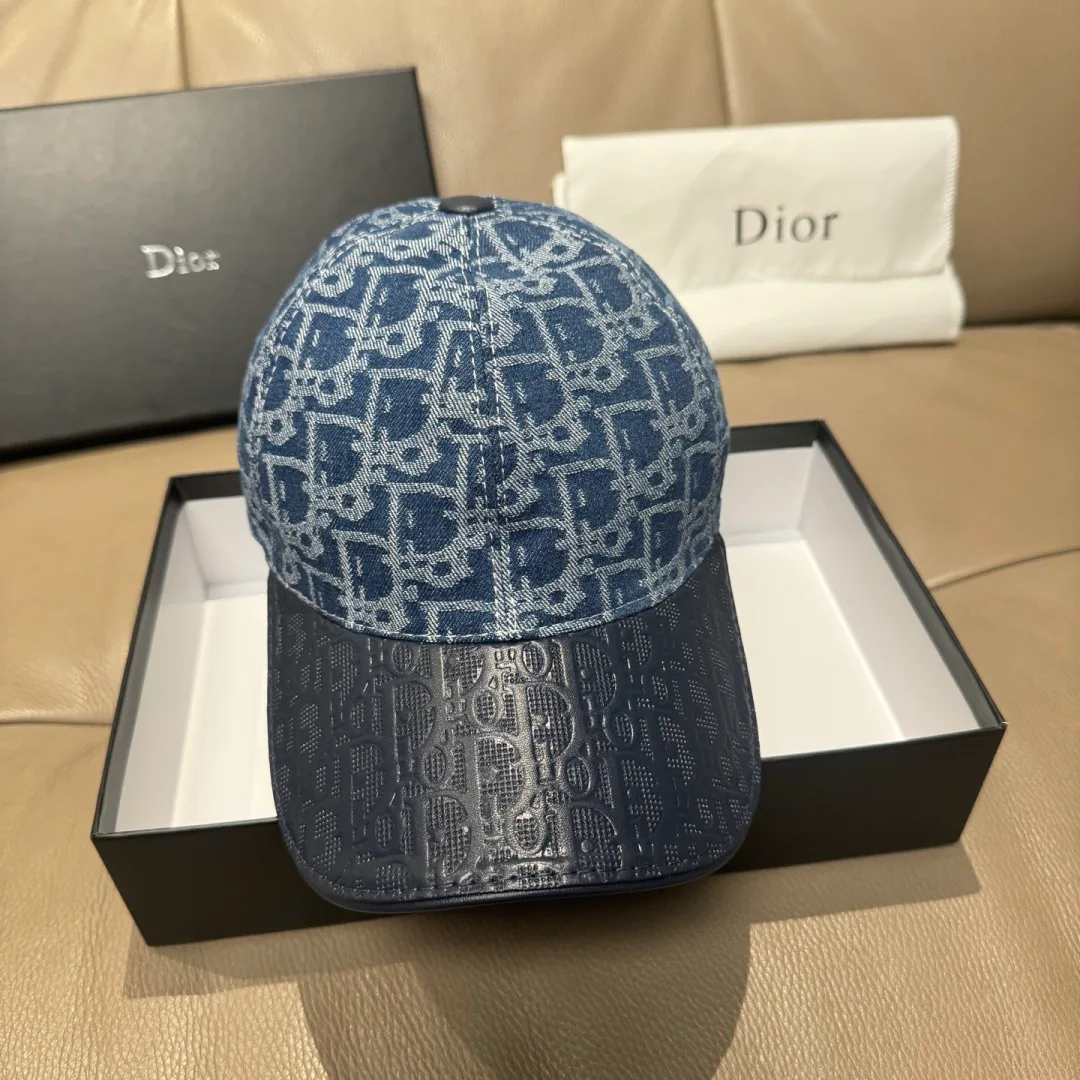 Головные Уборы Christian Dior 18347062
