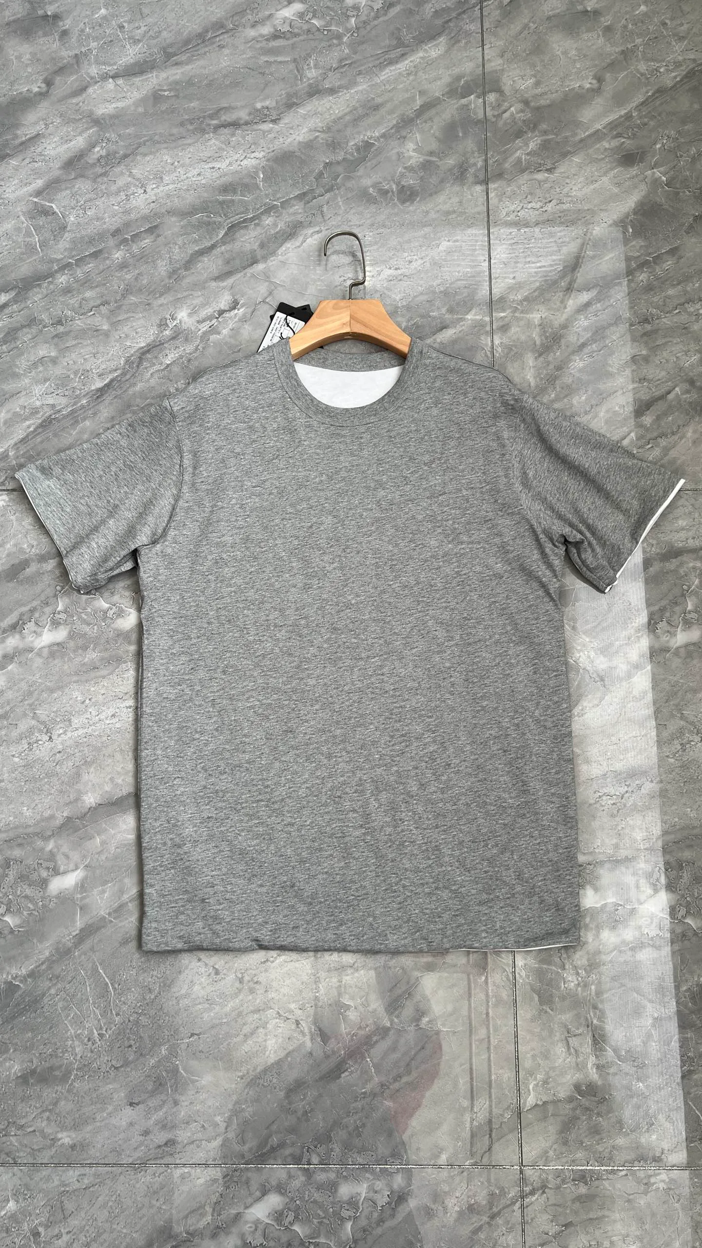 Футболки Женские Prada 11385443