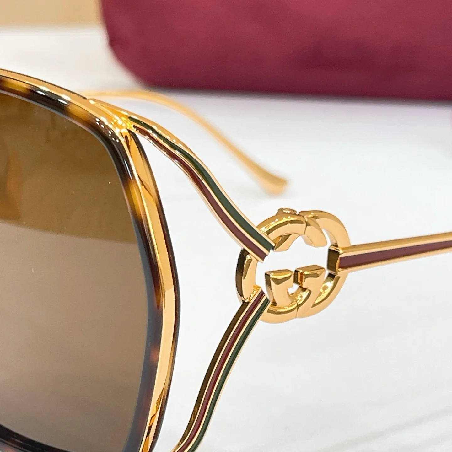 Очки Gucci 17381276