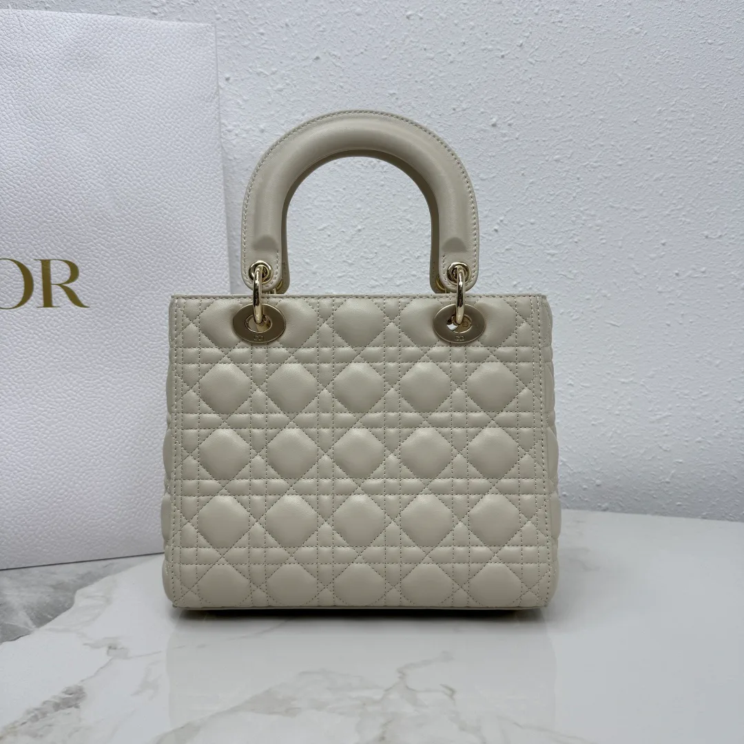 Классические Сумки Женские Christian Dior 18116405