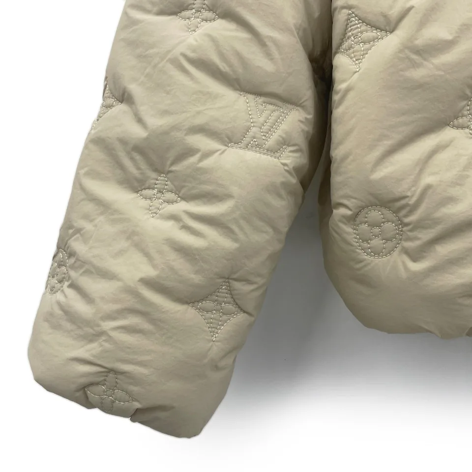 Куртки И Пуховики Женские Louis Vuitton 1277250