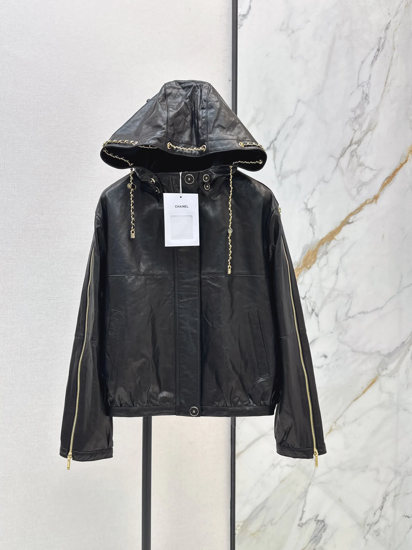 Кожаные Куртки И Дублёнки Женские Chanel 18757481