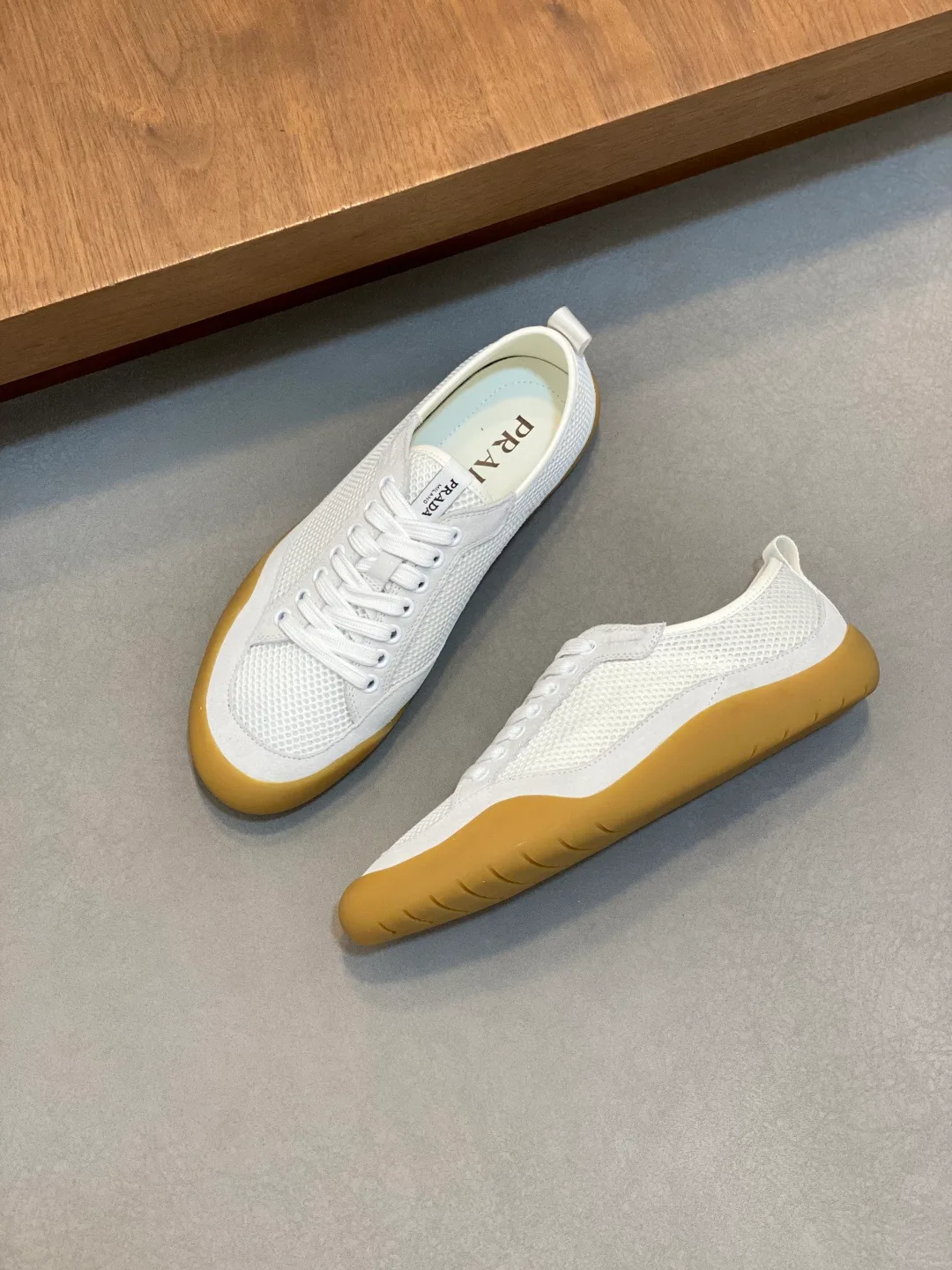 Кроссовки Мужские Prada 12621312