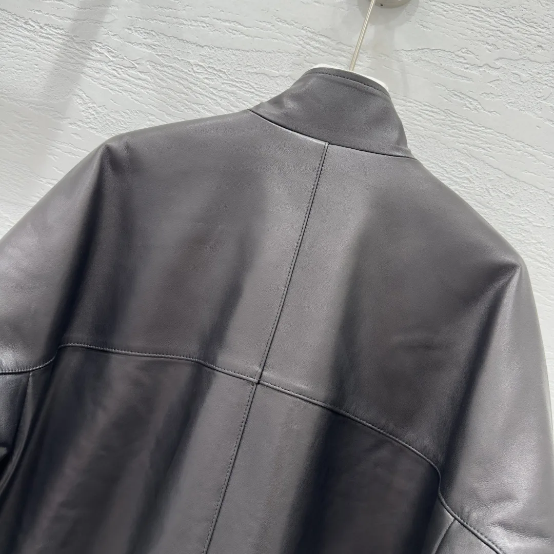Кожаные Куртки И Дублёнки Женские Prada 4771597