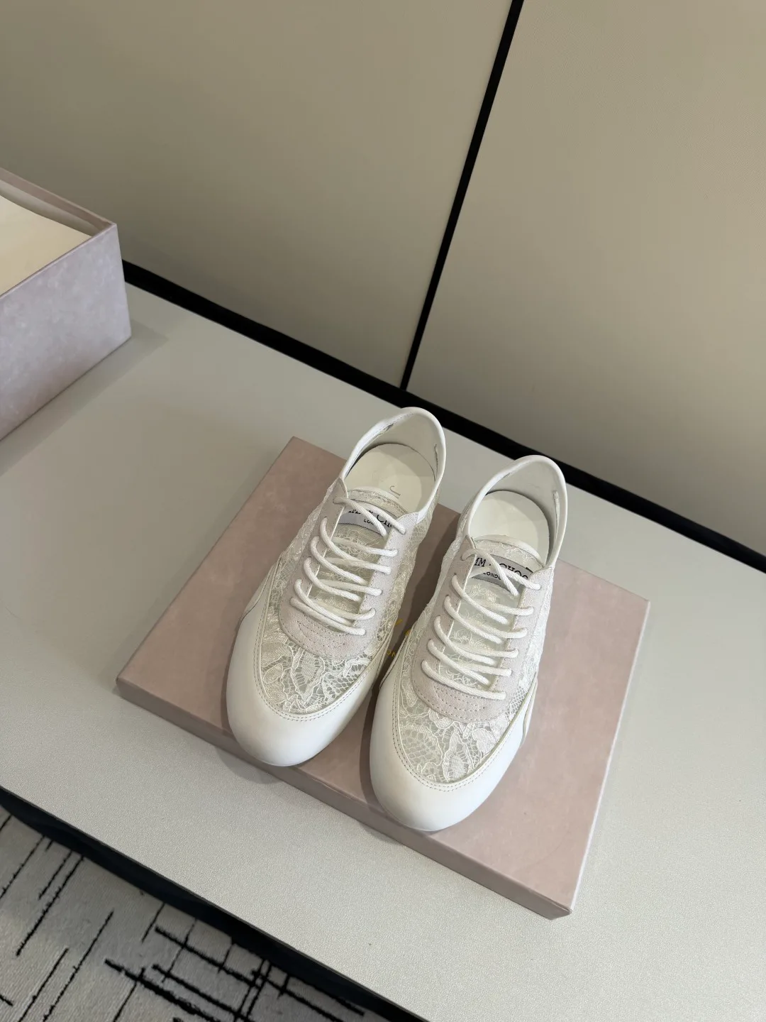 Кроссовки Женские Jimmy Choo 1318404