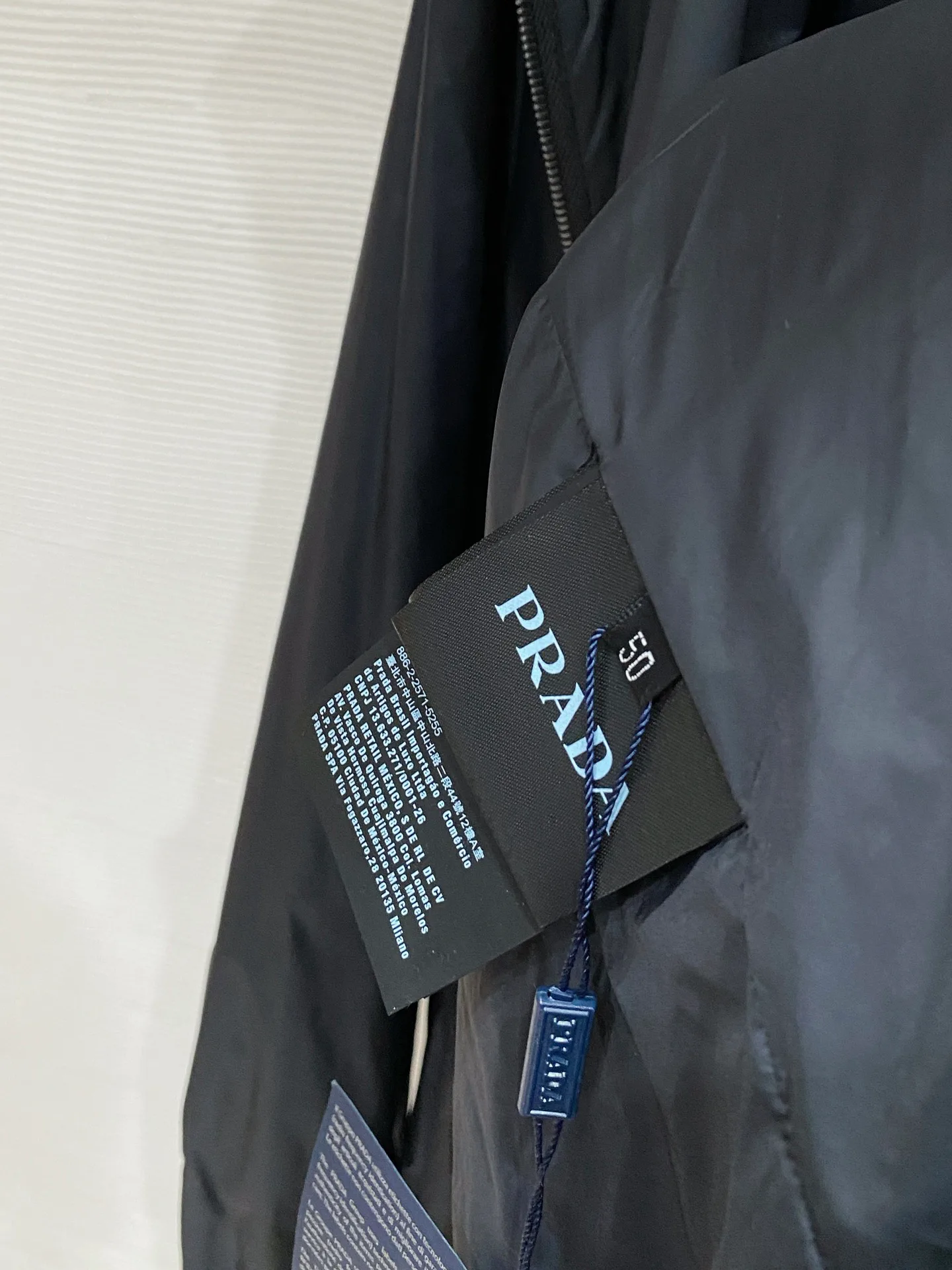 Куртки И Пуховики Мужские Prada 10300309