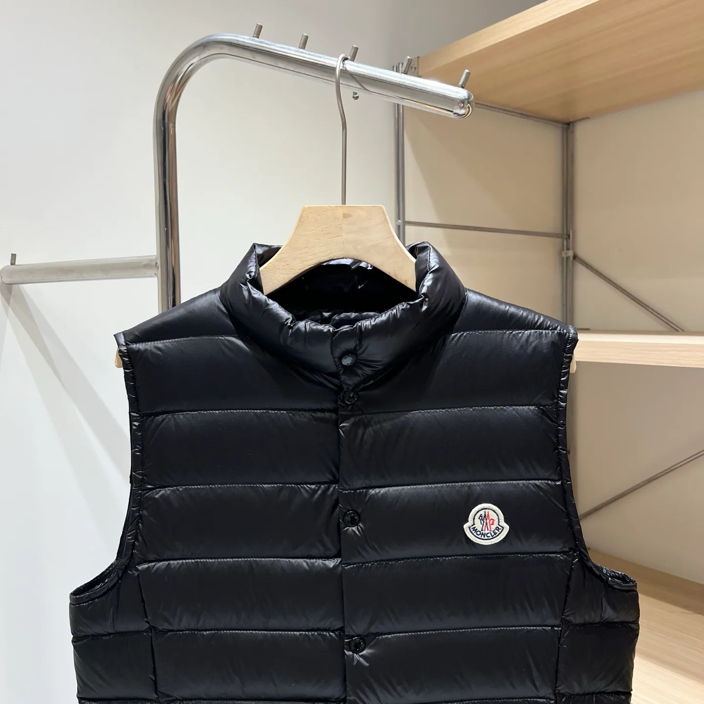 Жилеты Женские Moncler 18110910
