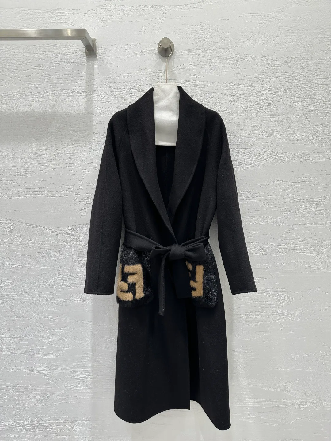 Пальто Женские Fendi 18064291
