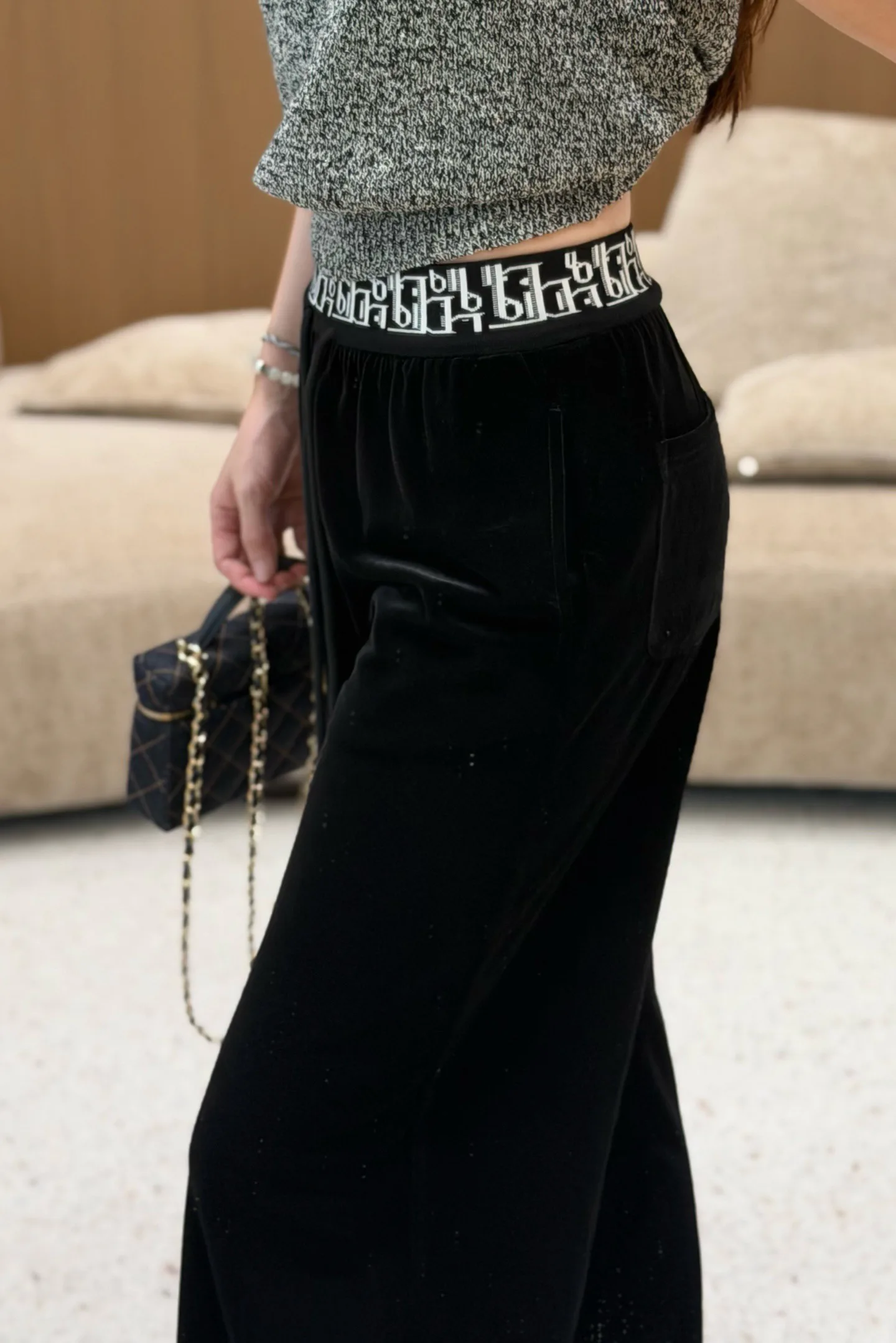 Брюки Женские Christian Dior 18402385