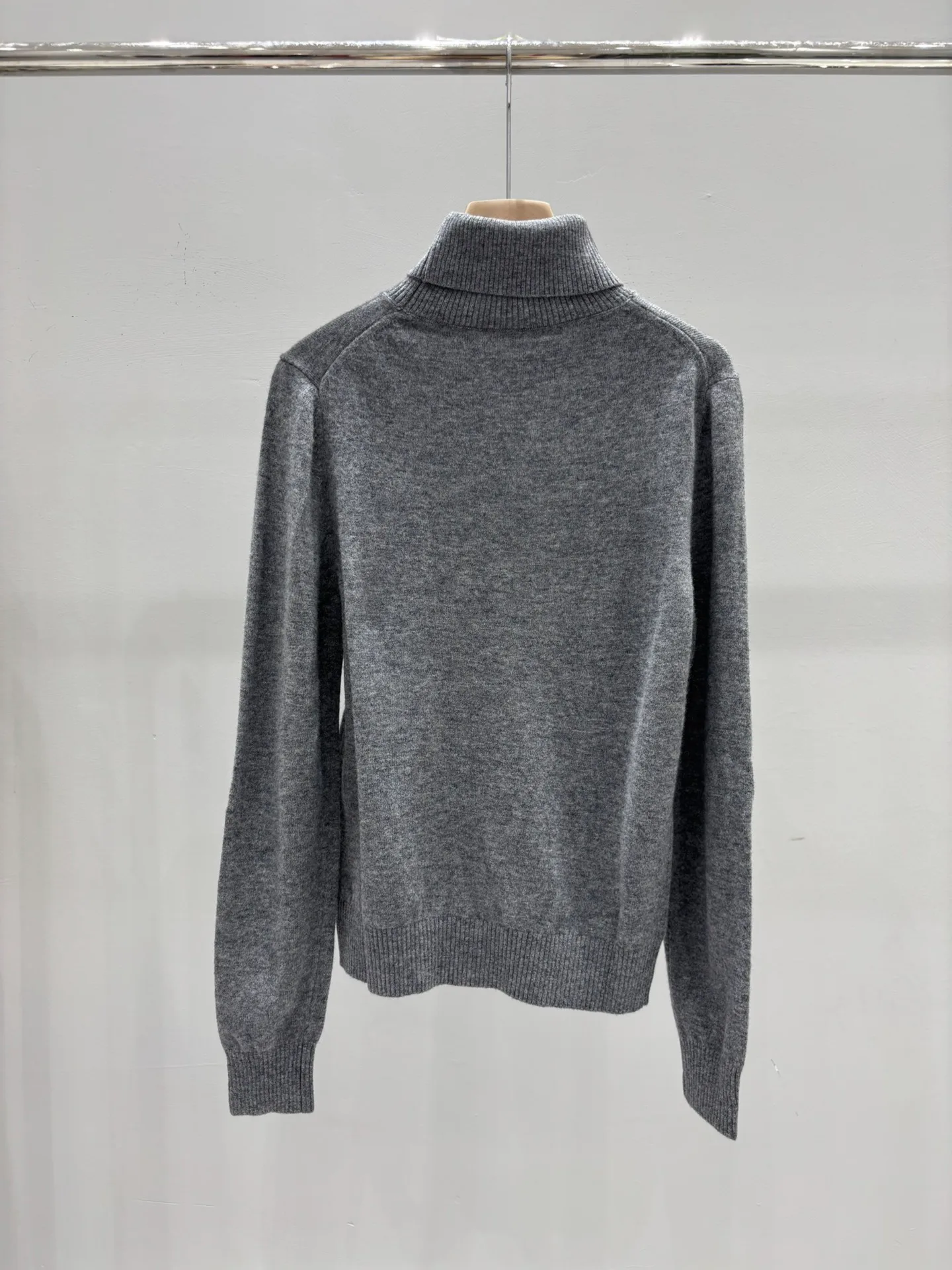 Джемперы Женские Miu Miu 134913